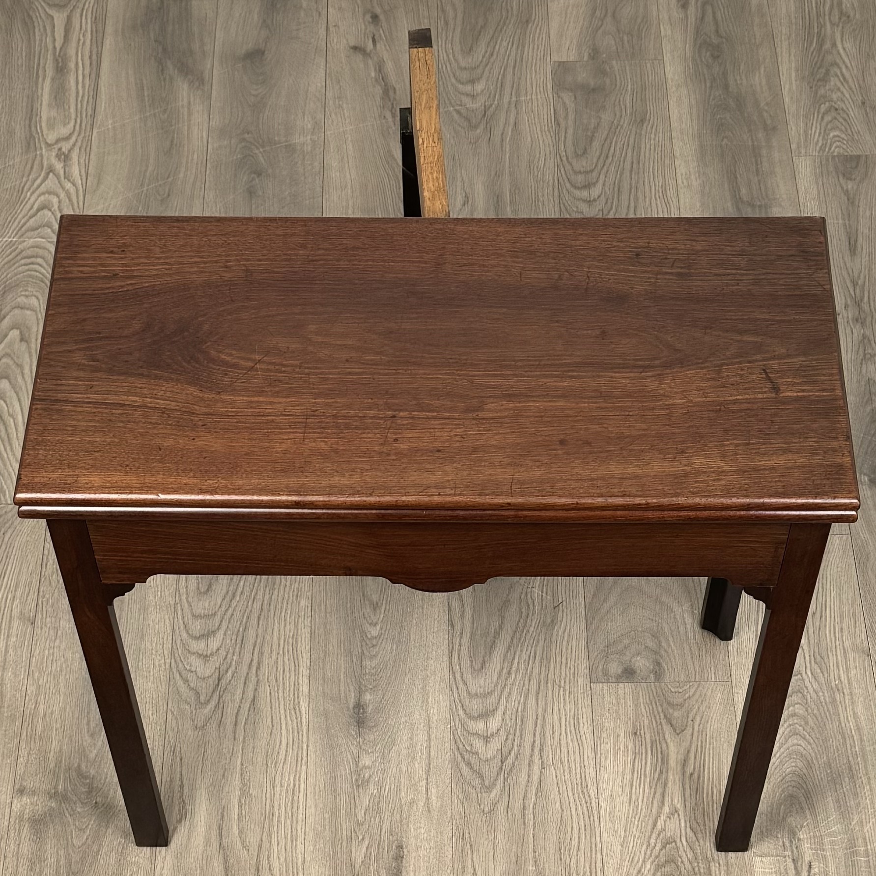 Antique 18th Century Fold Over Tea Table In Mahogany