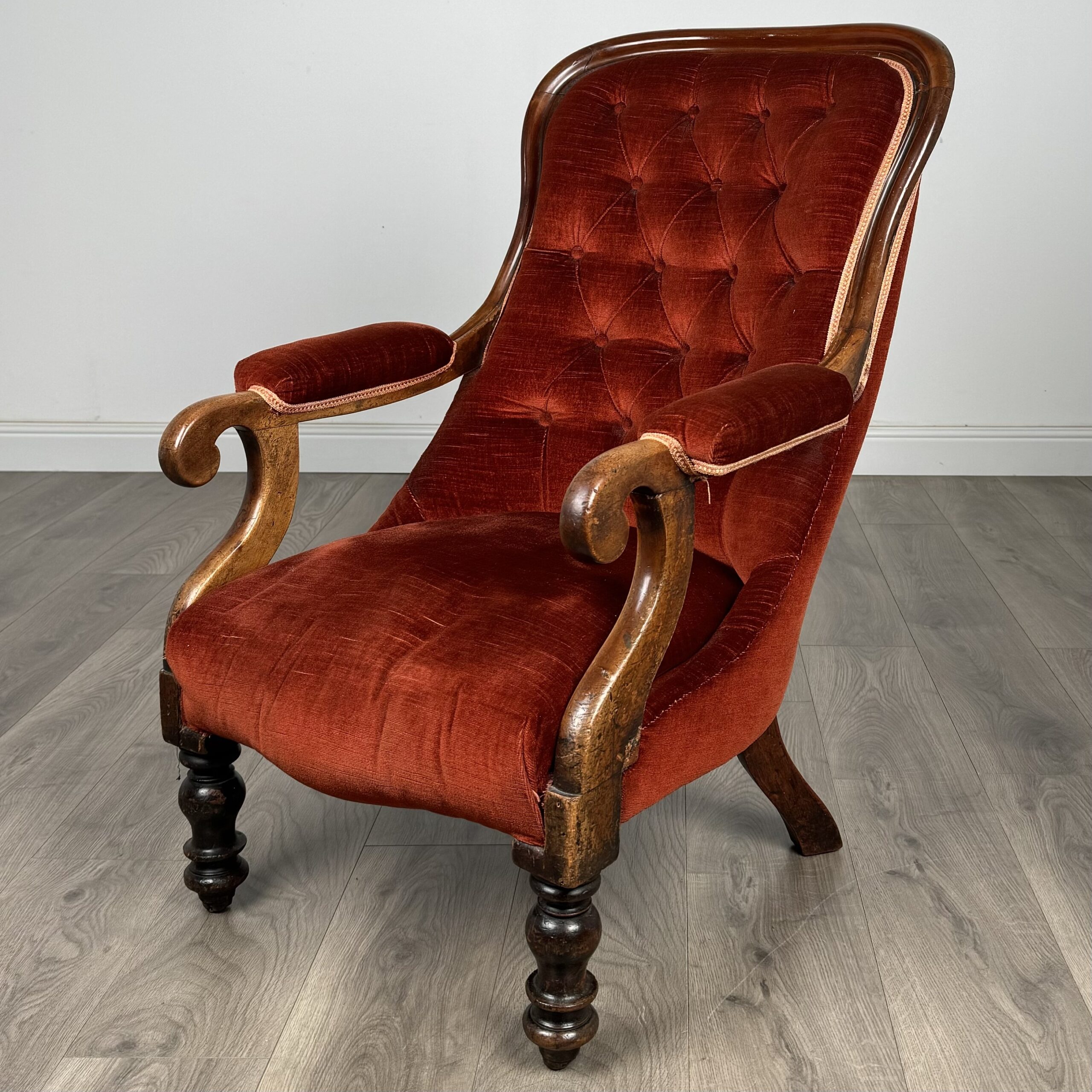 Antique 19th Century Armchair In Mahogany