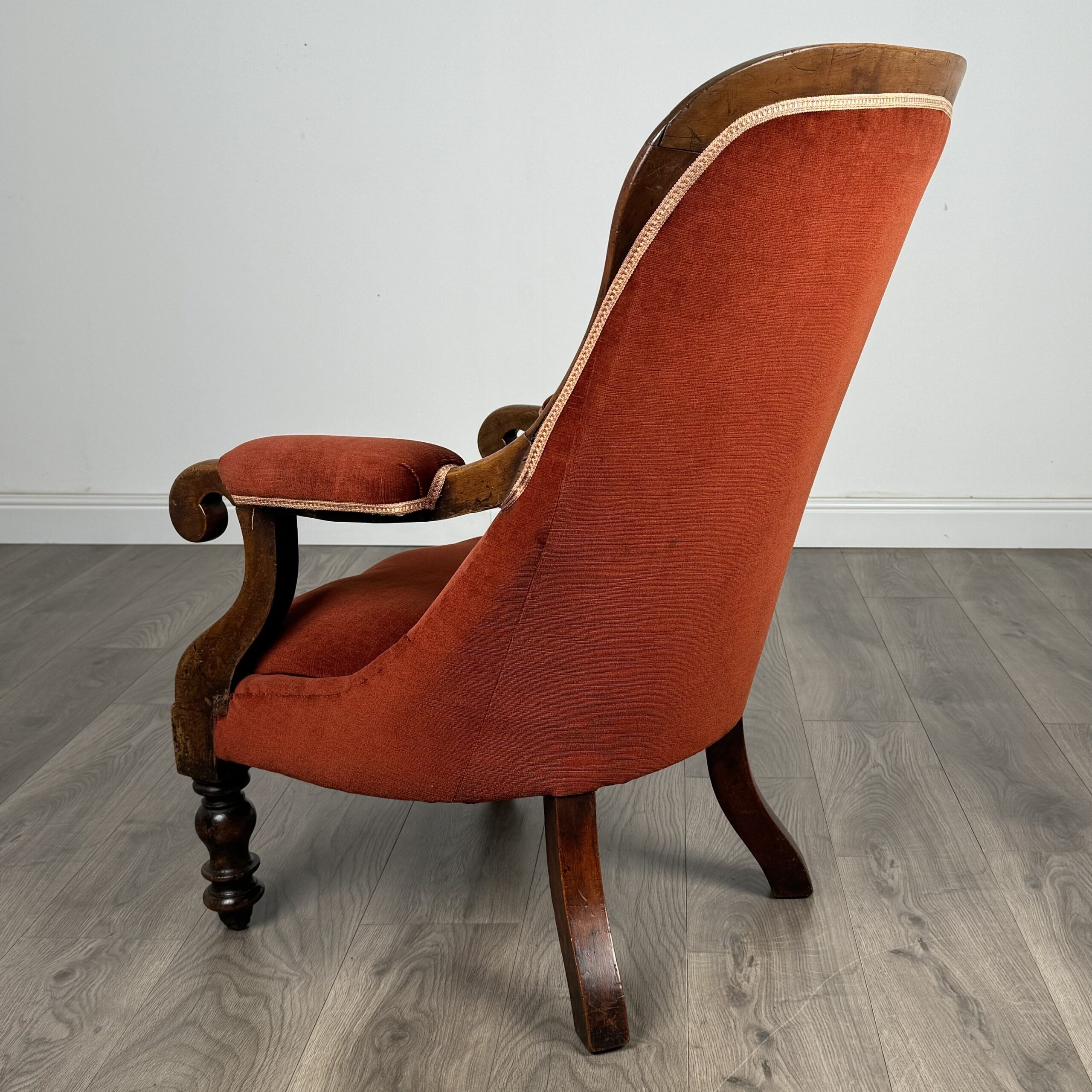 Antique 19th Century Armchair In Mahogany