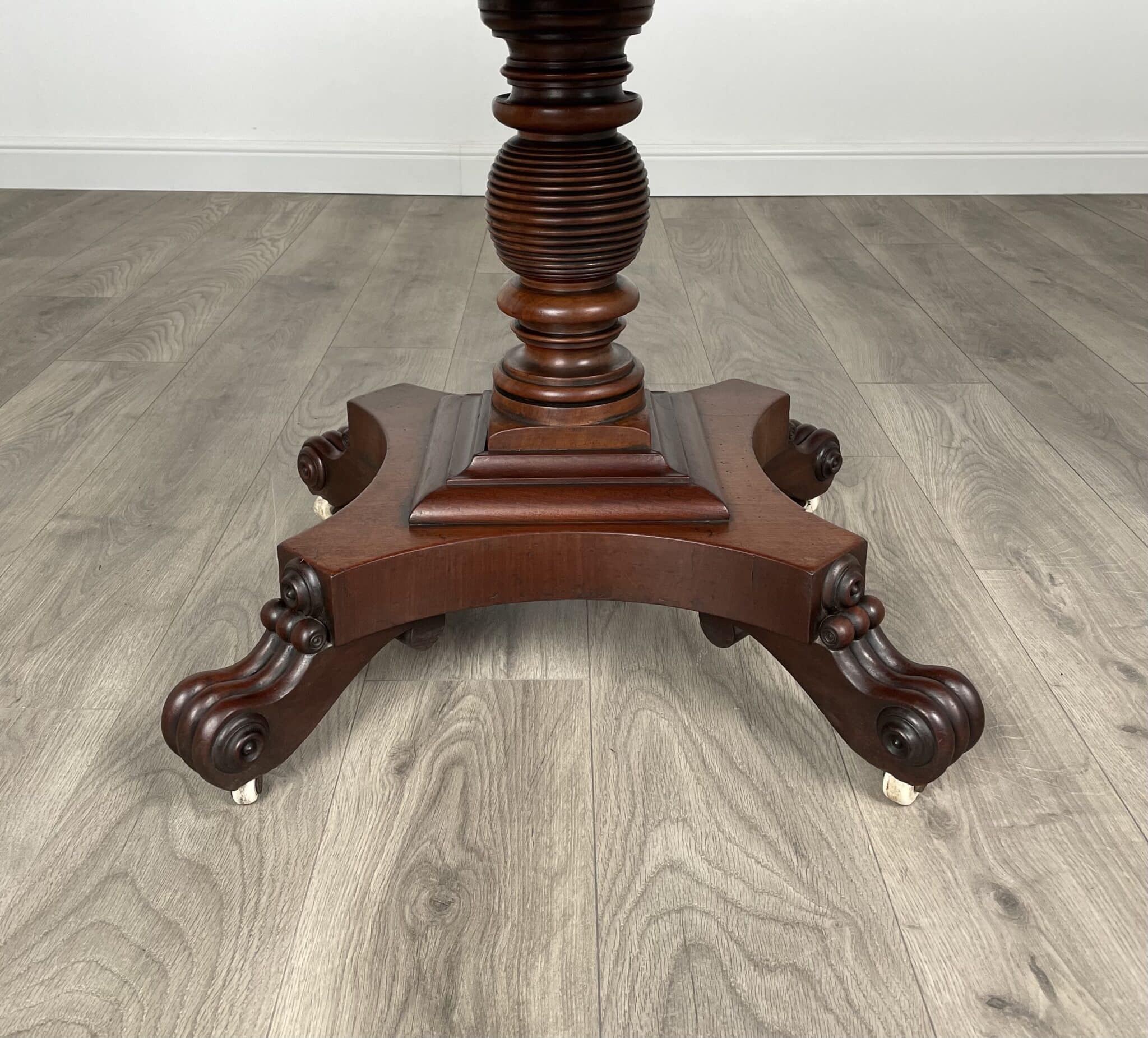 Antique 18th Century Regency Pembroke Table In Mahogany
