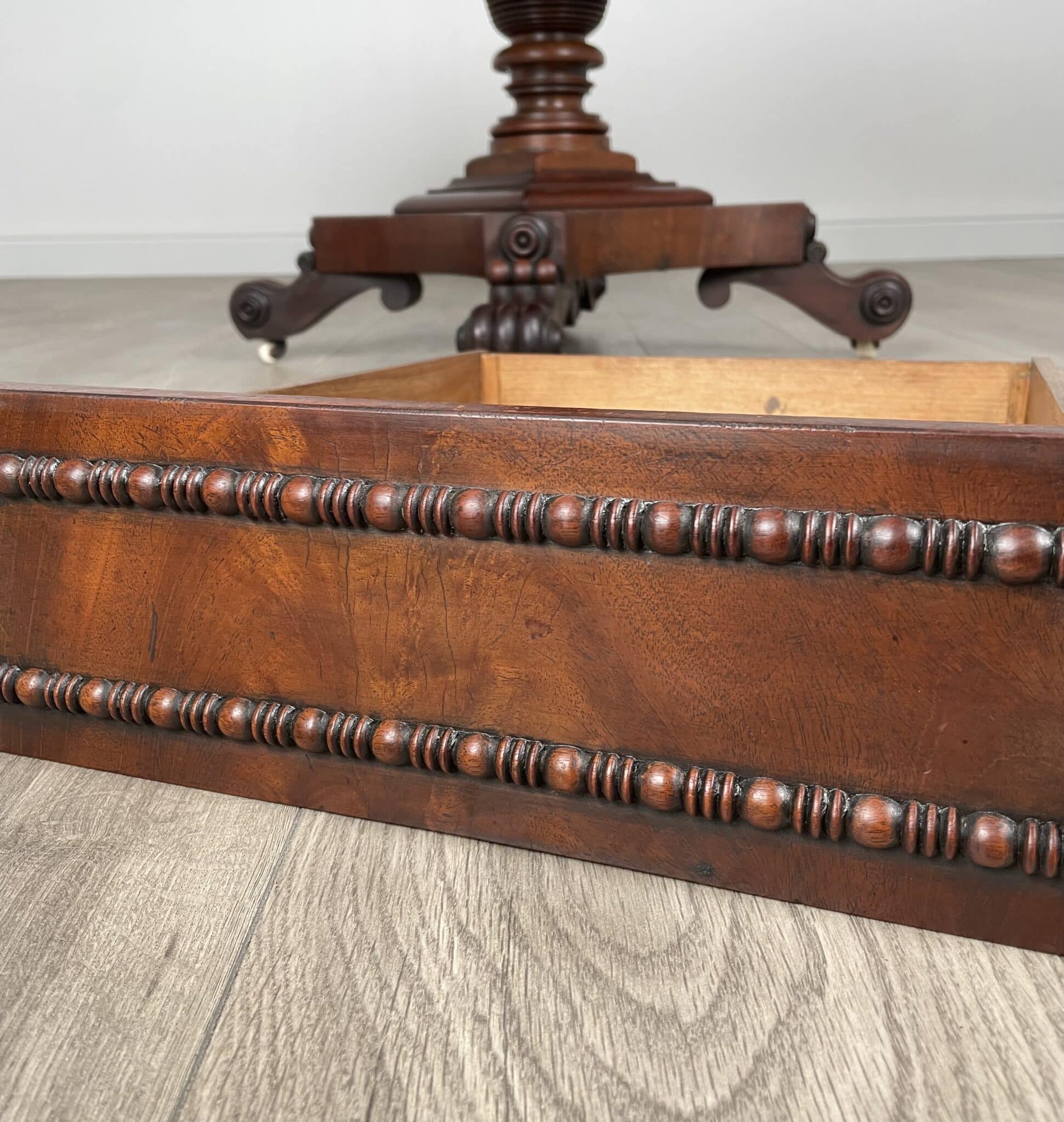 Antique 18th Century Regency Pembroke Table In Mahogany