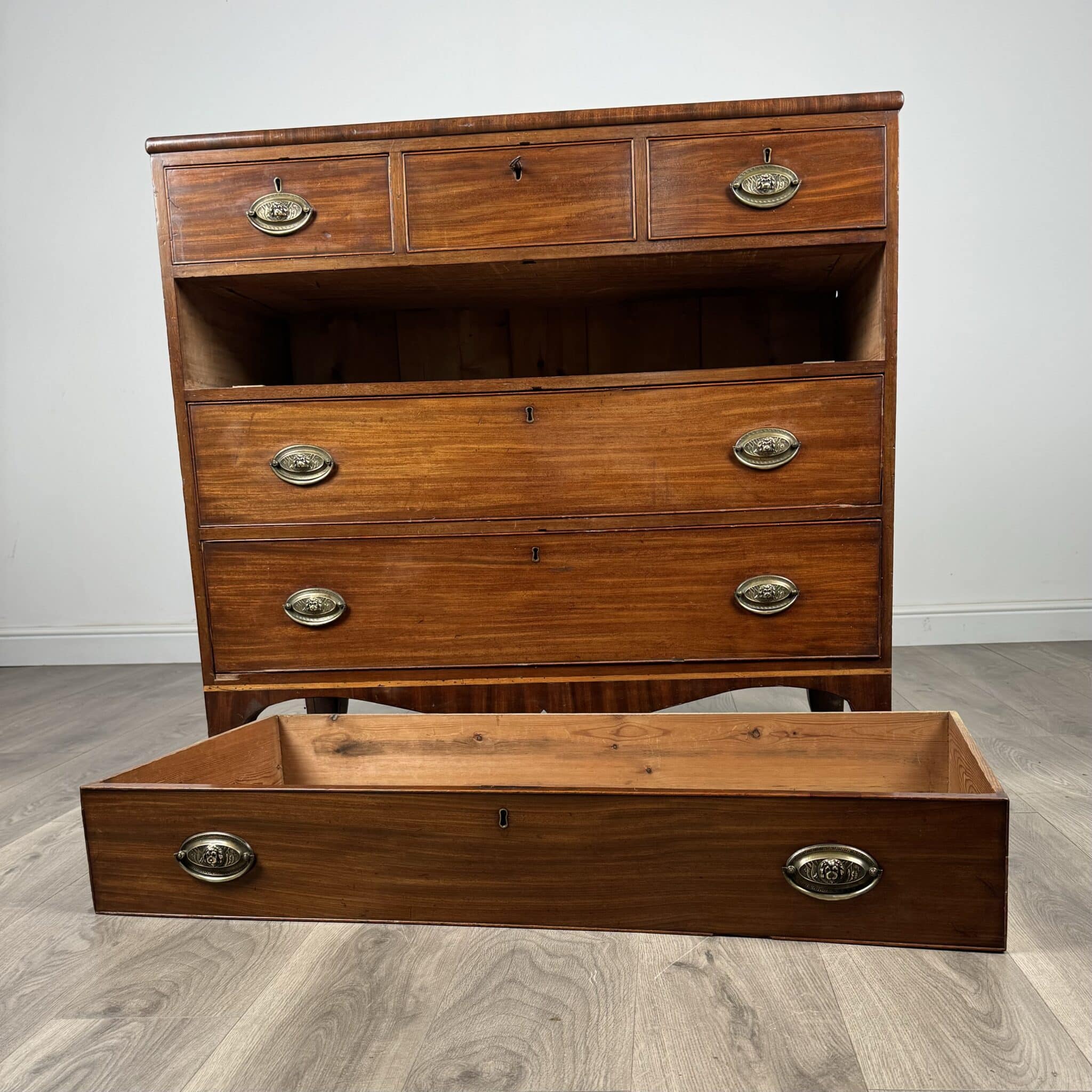 Antique 18th Century Mahogany Chest Of Drawers