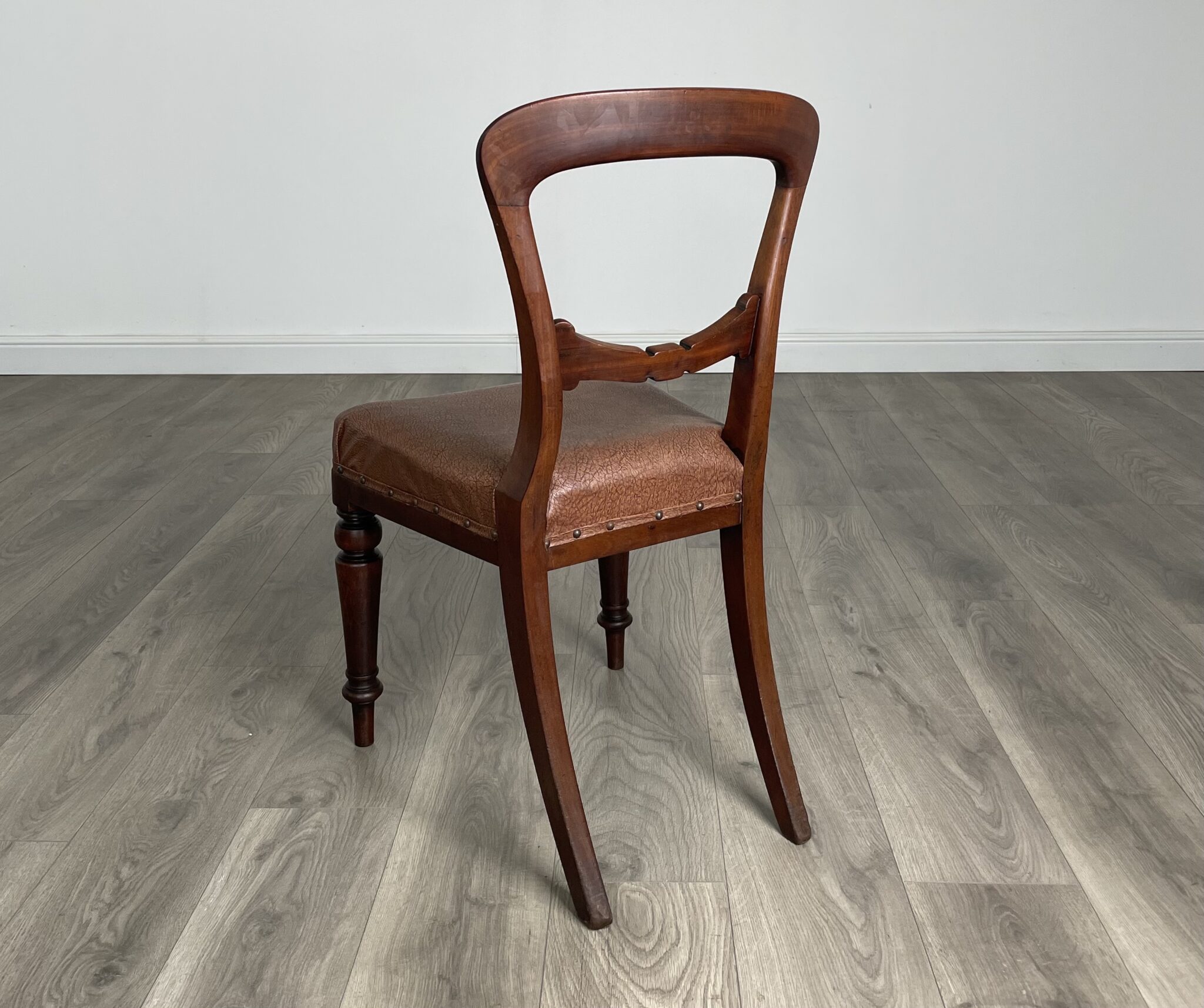 Antique 19th Century Set Of 6 Dining Chairs In Mahogany