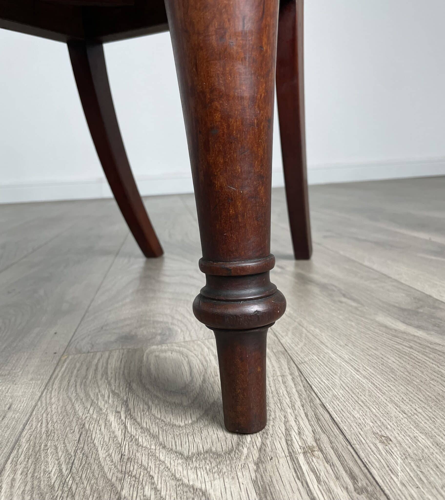 Antique 19th Century Set Of 6 Dining Chairs In Mahogany