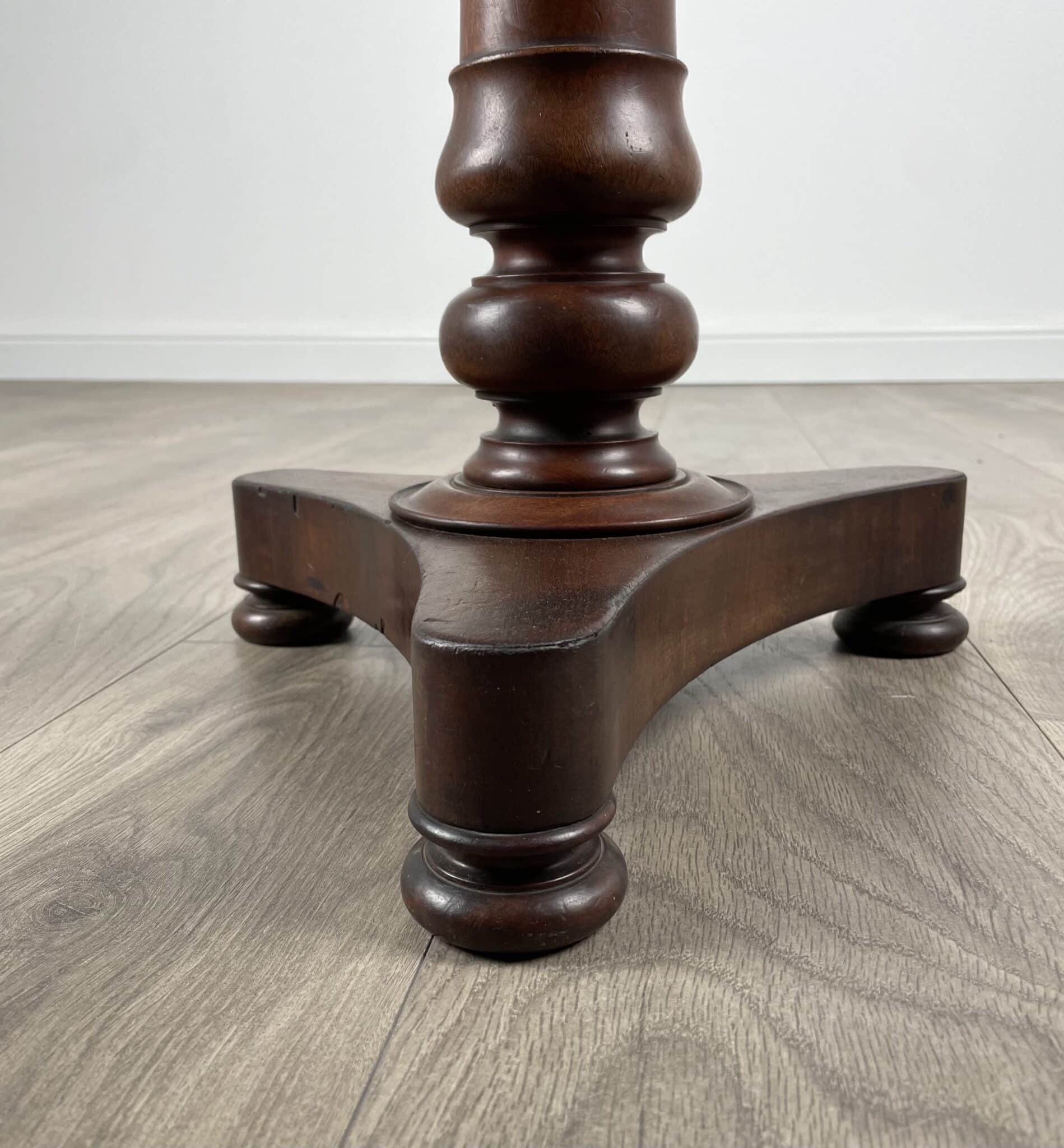 Antique 19th Century Piano Stool In Mahogany