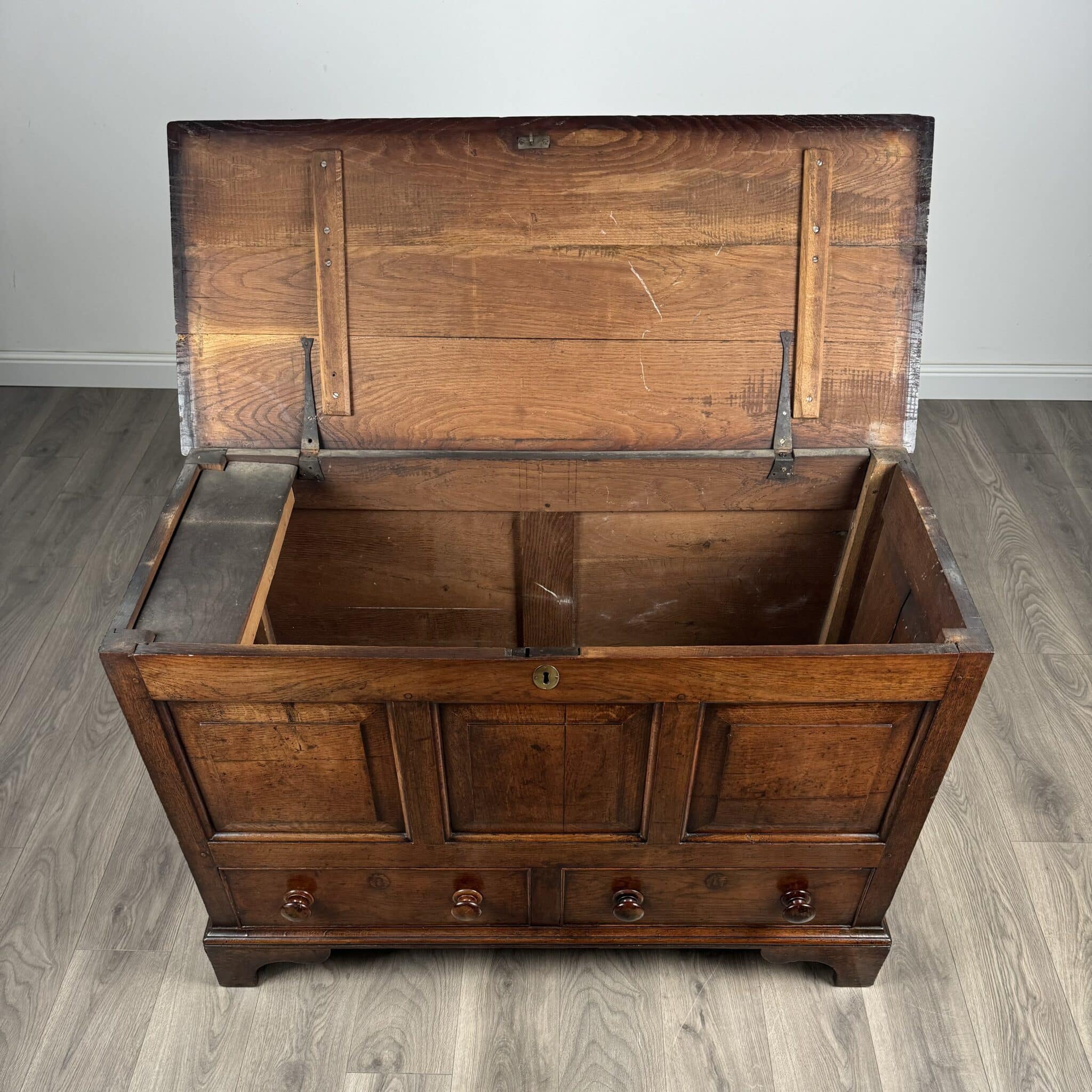 Antique 18th Century Mule Chest / Coffer In Oak