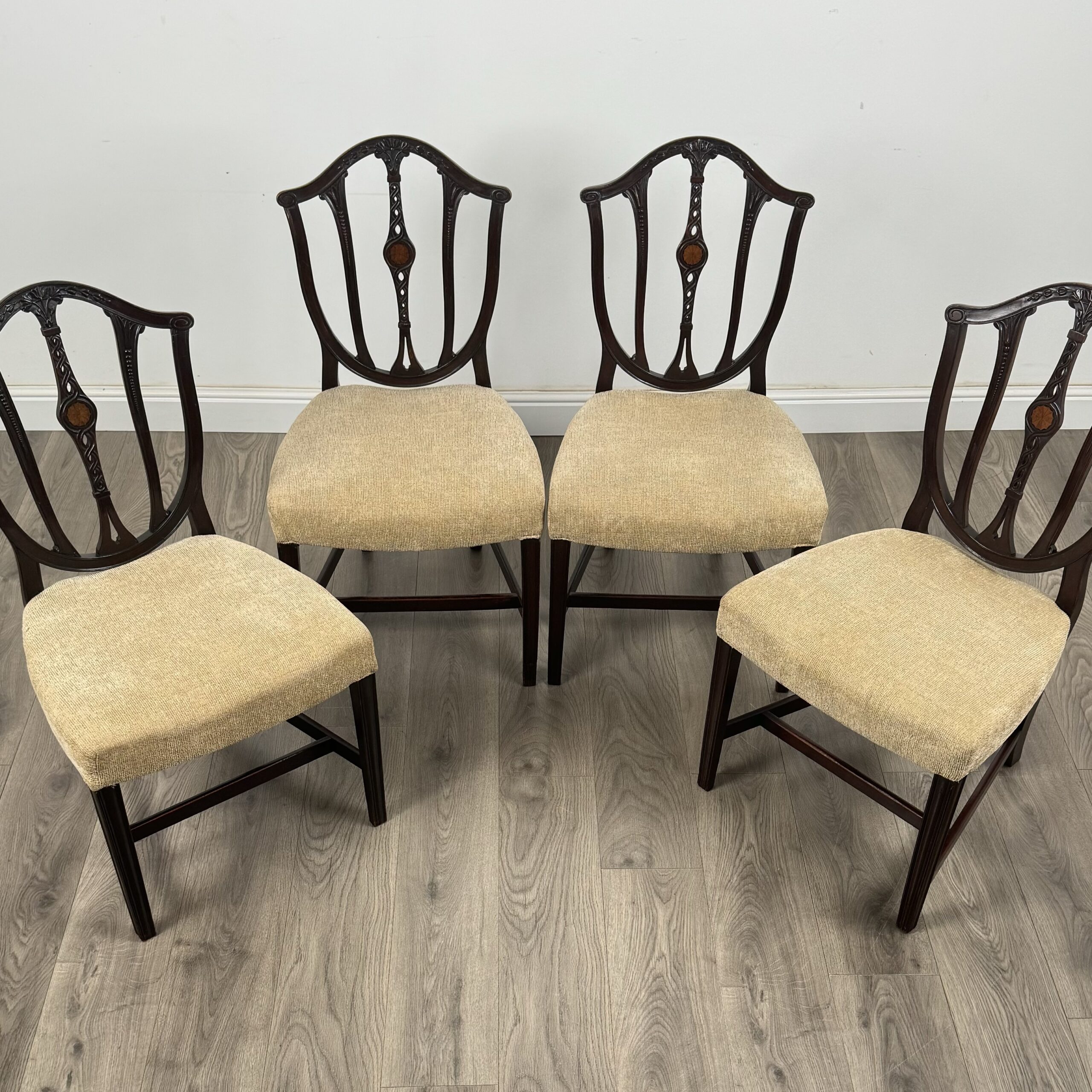Antique 18th Century Set Of 8 Hepplewhite Style Dining Chairs