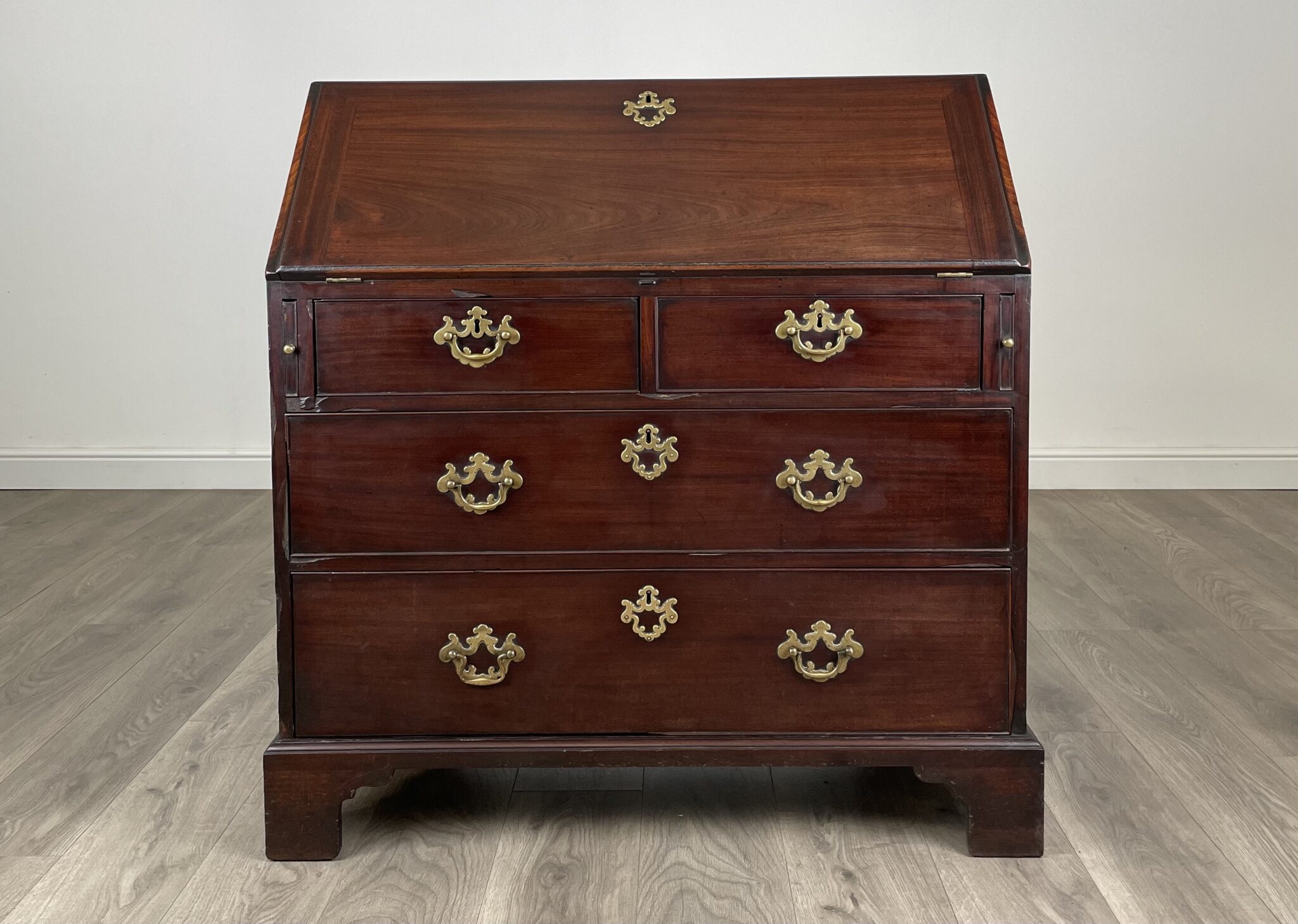 Antique 18th Century Bureau In Cuban Mahogany