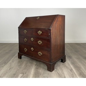 Antique 18th Century Bureau In Cuban Mahogany