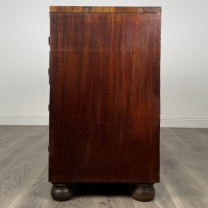 Antique 18th Century Bow Front Chest Of Drawers In Mahogany