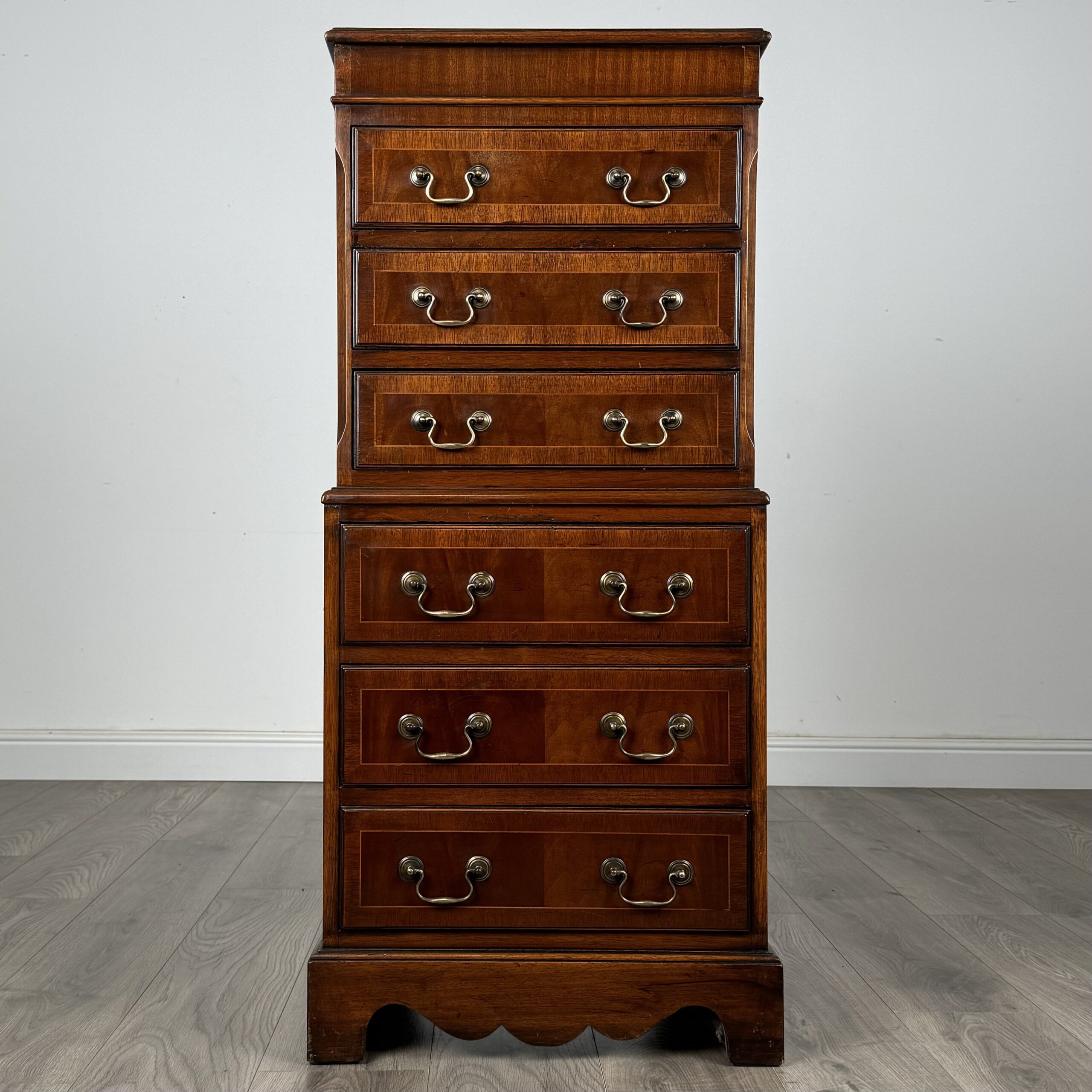 Antique 20th Century Small Chest On Chest In Mahogany