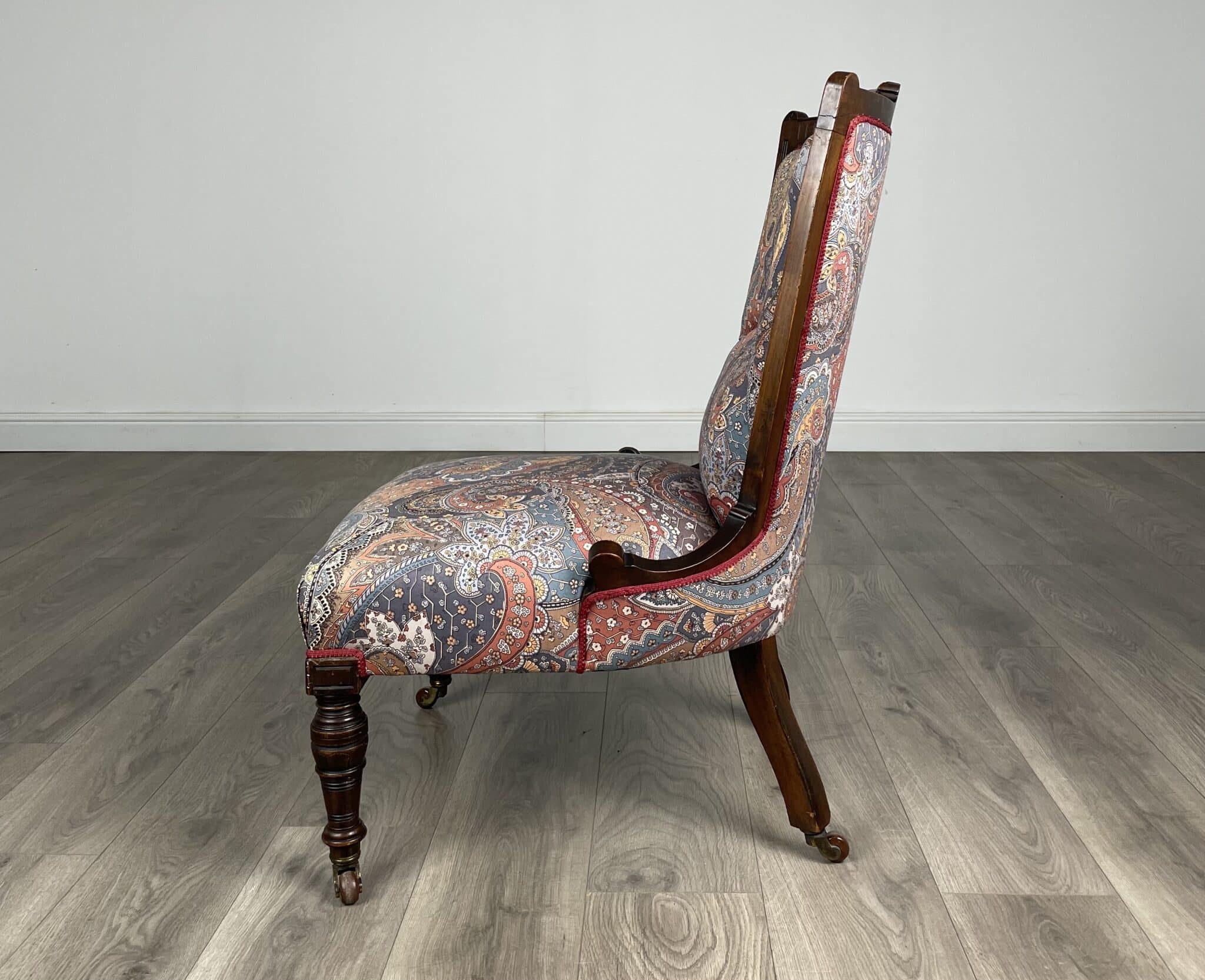 Antique 20th Century Nursing Chair / Armchair In Mahogany