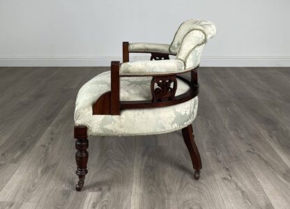 Antique 20th Century Tub Chair / Armchair In Mahogany - Image 3