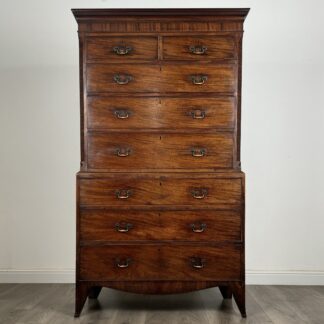 Antique 18th Century Chest On Chest In Mahogany