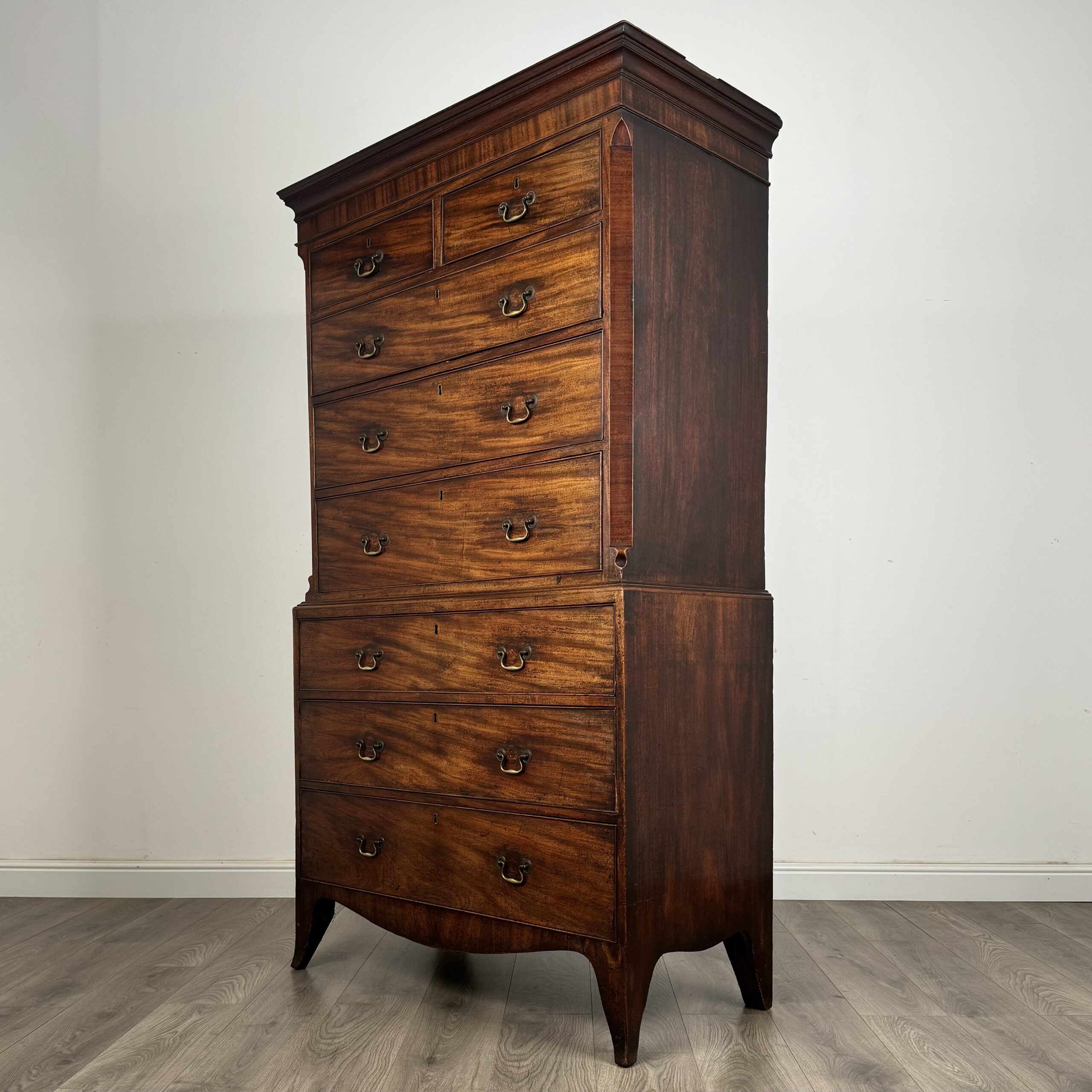 Antique 18th Century Chest On Chest In Mahogany