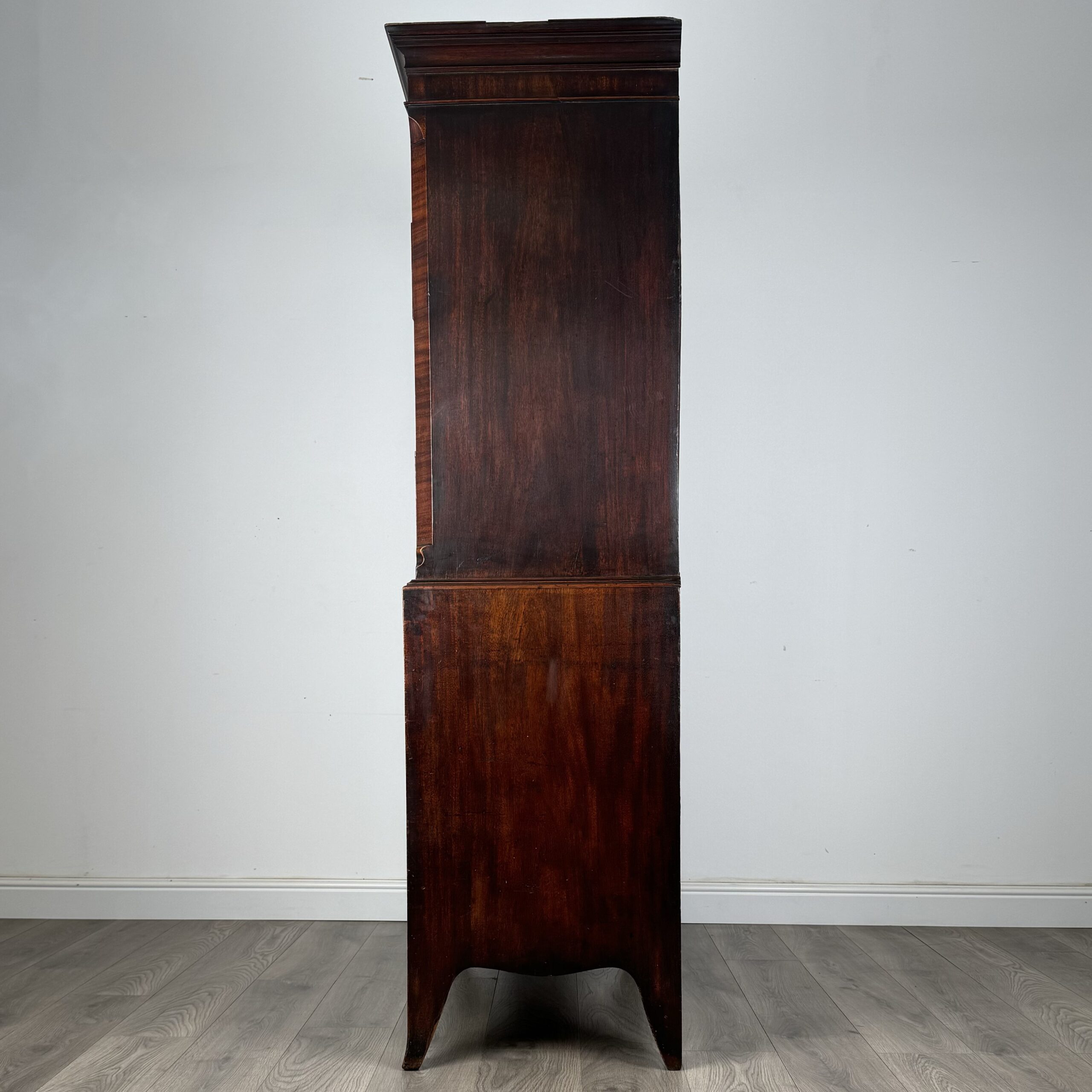 Antique 18th Century Chest On Chest In Mahogany