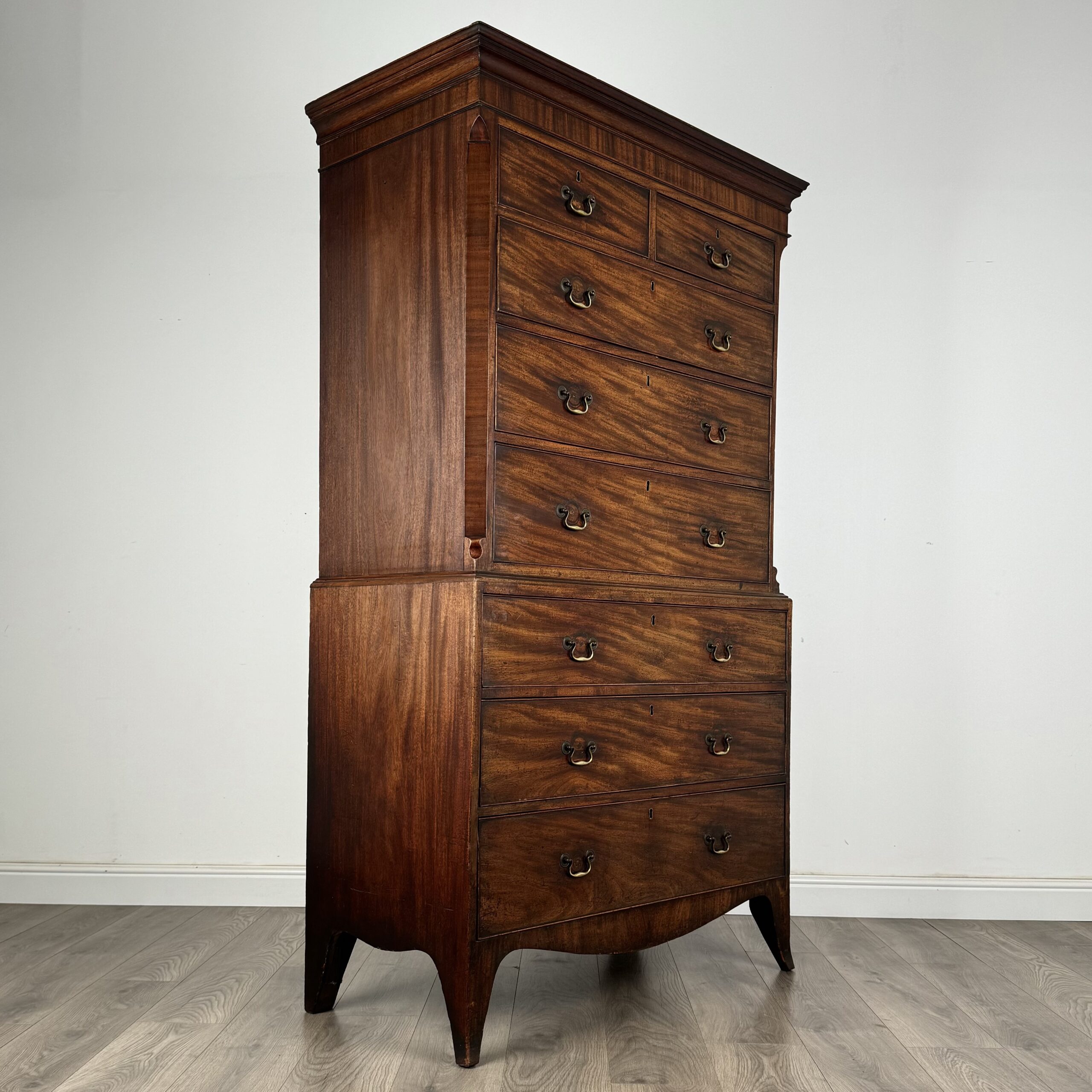 Antique 18th Century Chest On Chest In Mahogany