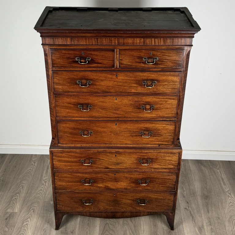 Antique 18th Century Chest On Chest In Mahogany - Image 9