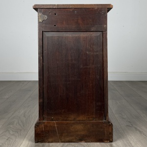 Antique 20th Century Pair Of Bedside Cabinets In Walnut