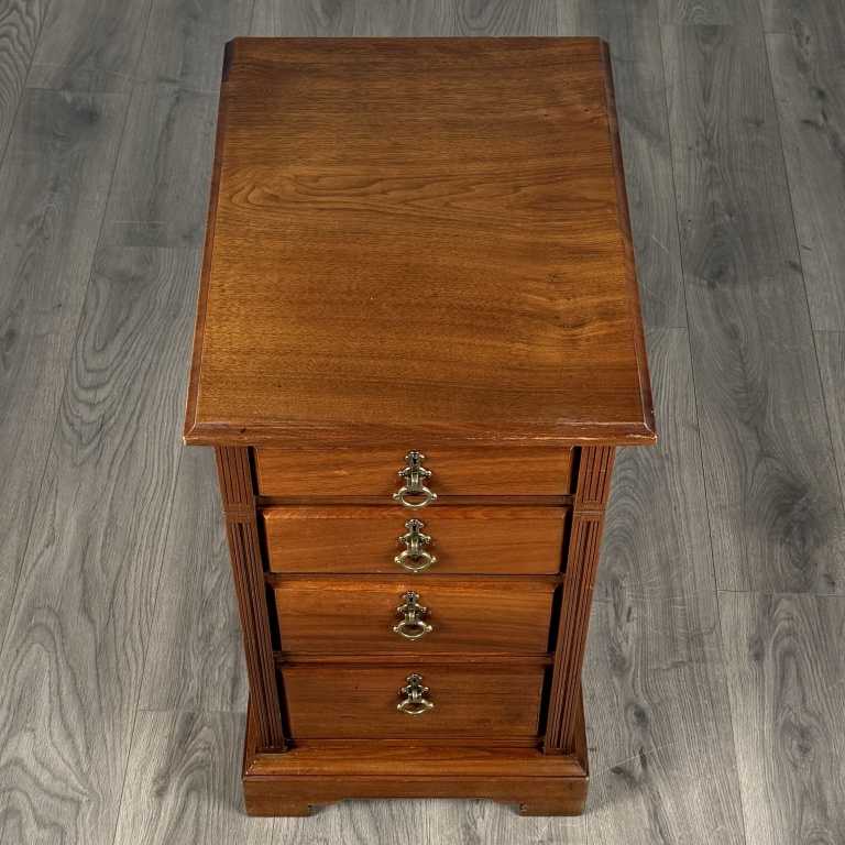 Antique 20th Century Pair Of Bedside Cabinets In Walnut - Image 10