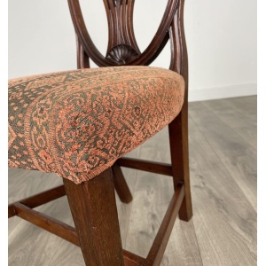 Antique 18th Century Set Of 8 Shield Back Dining Chairs