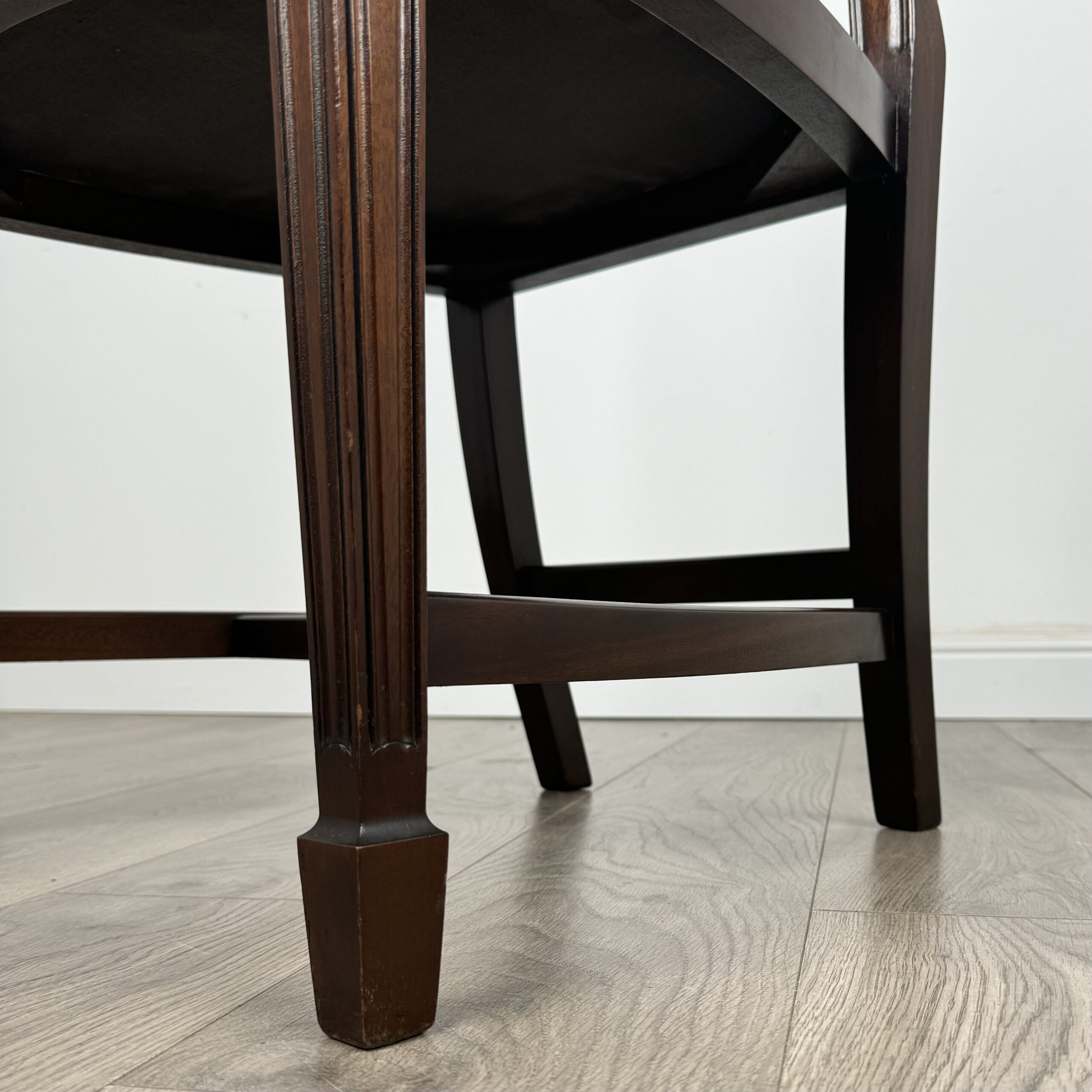 Antique 20th Century Set Of 10 Hepplewhite Style Dining Chairs