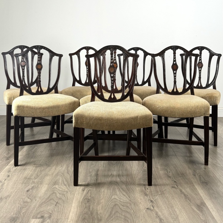 Antique 18th Century Set Of 8 Hepplewhite Style Dining Chairs
