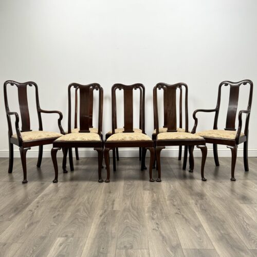 Antique 20th Century Set Of 8 Queen Anne Style Dining Chairs In Walnut