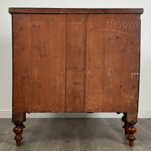 Antique 19th Century Rare Serpentine Chest Of Drawers In Mahogany