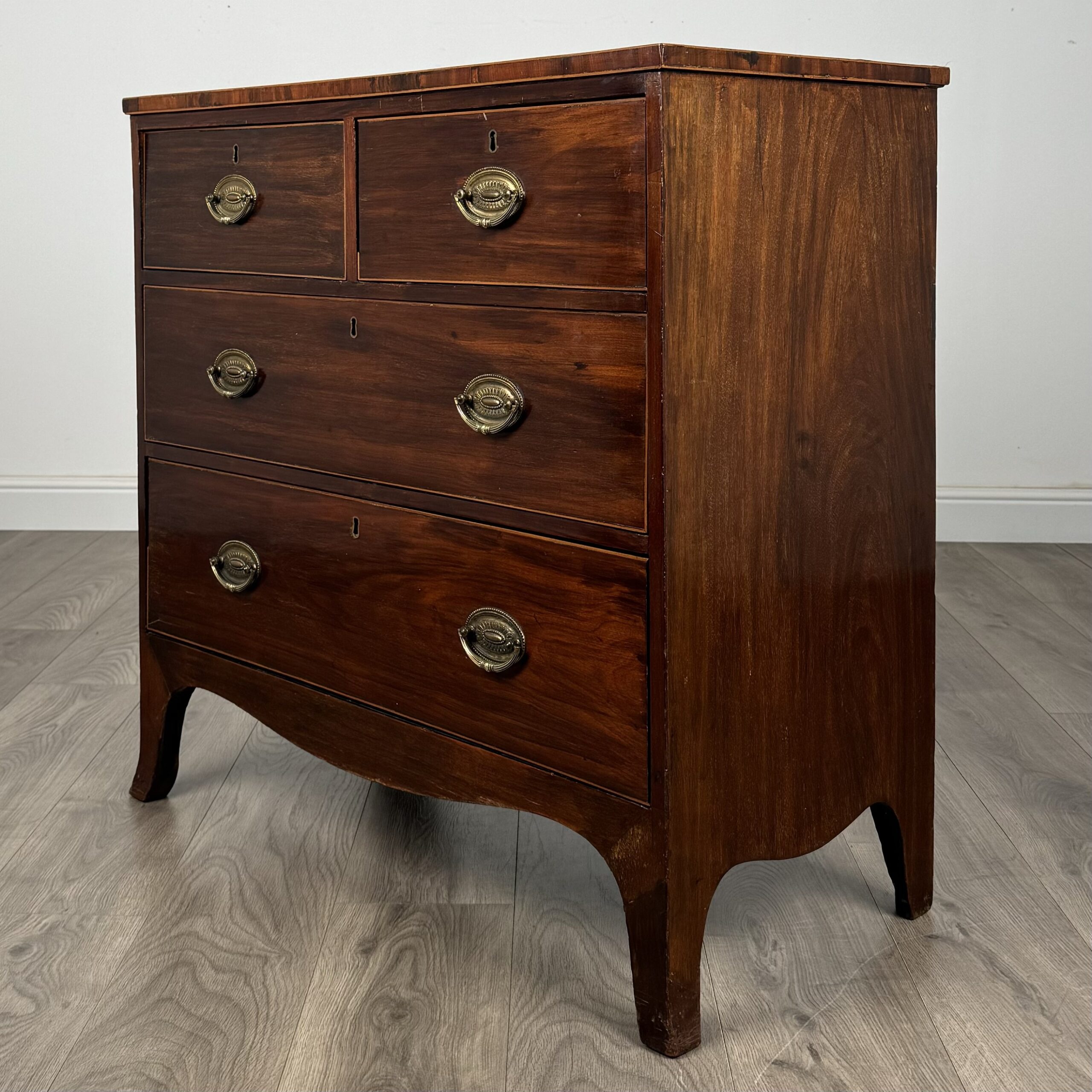 Antique 18th Century Small Chest Of Drawers In Mahogany