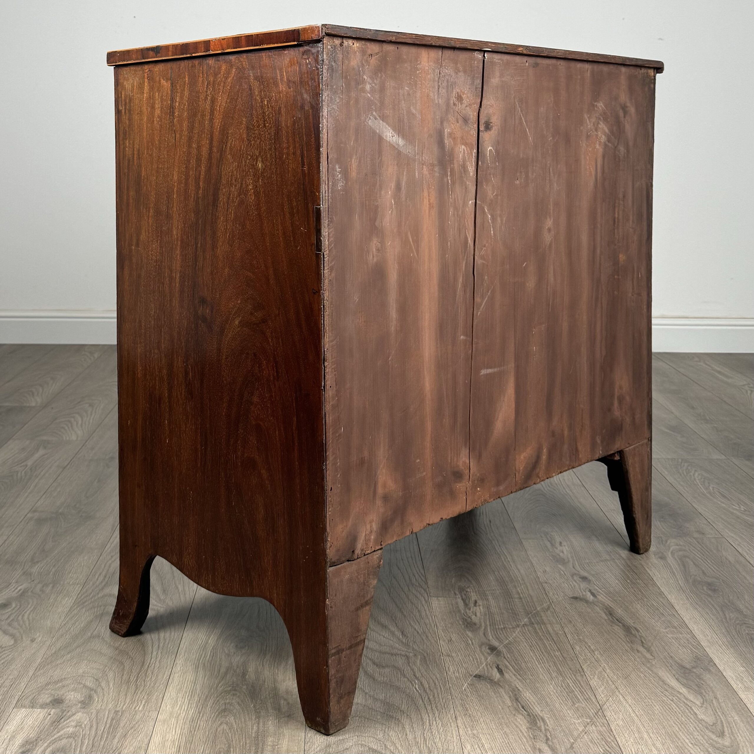 Antique 18th Century Small Chest Of Drawers In Mahogany