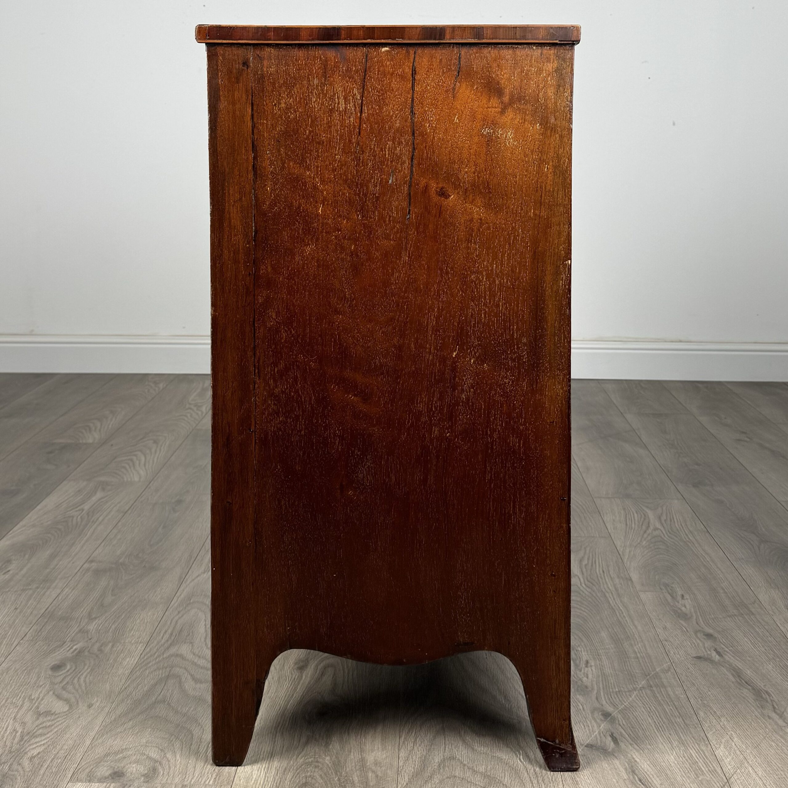 Antique 18th Century Small Chest Of Drawers In Mahogany