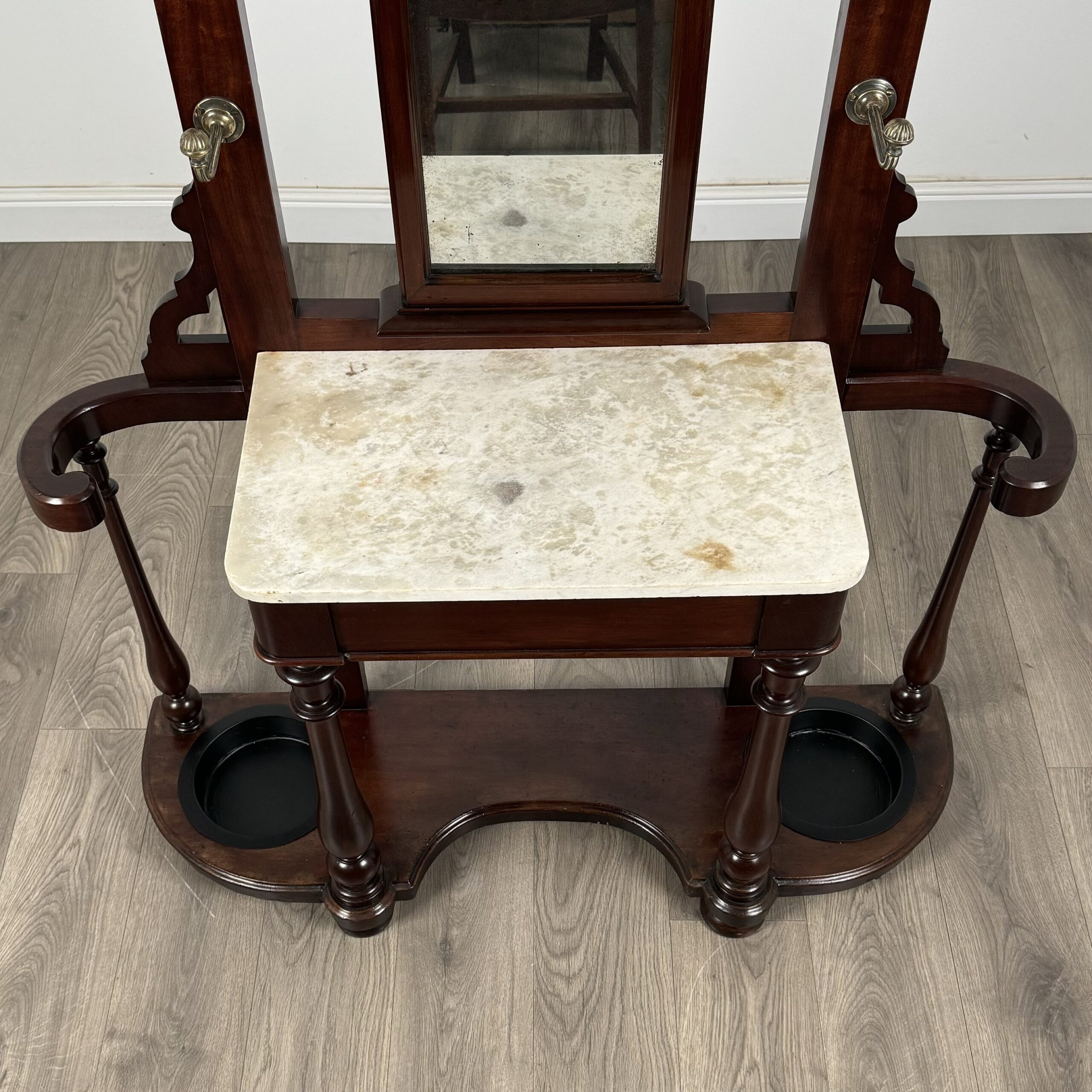 Antique 19th Century Marble Top Hall Stand In Mahogany