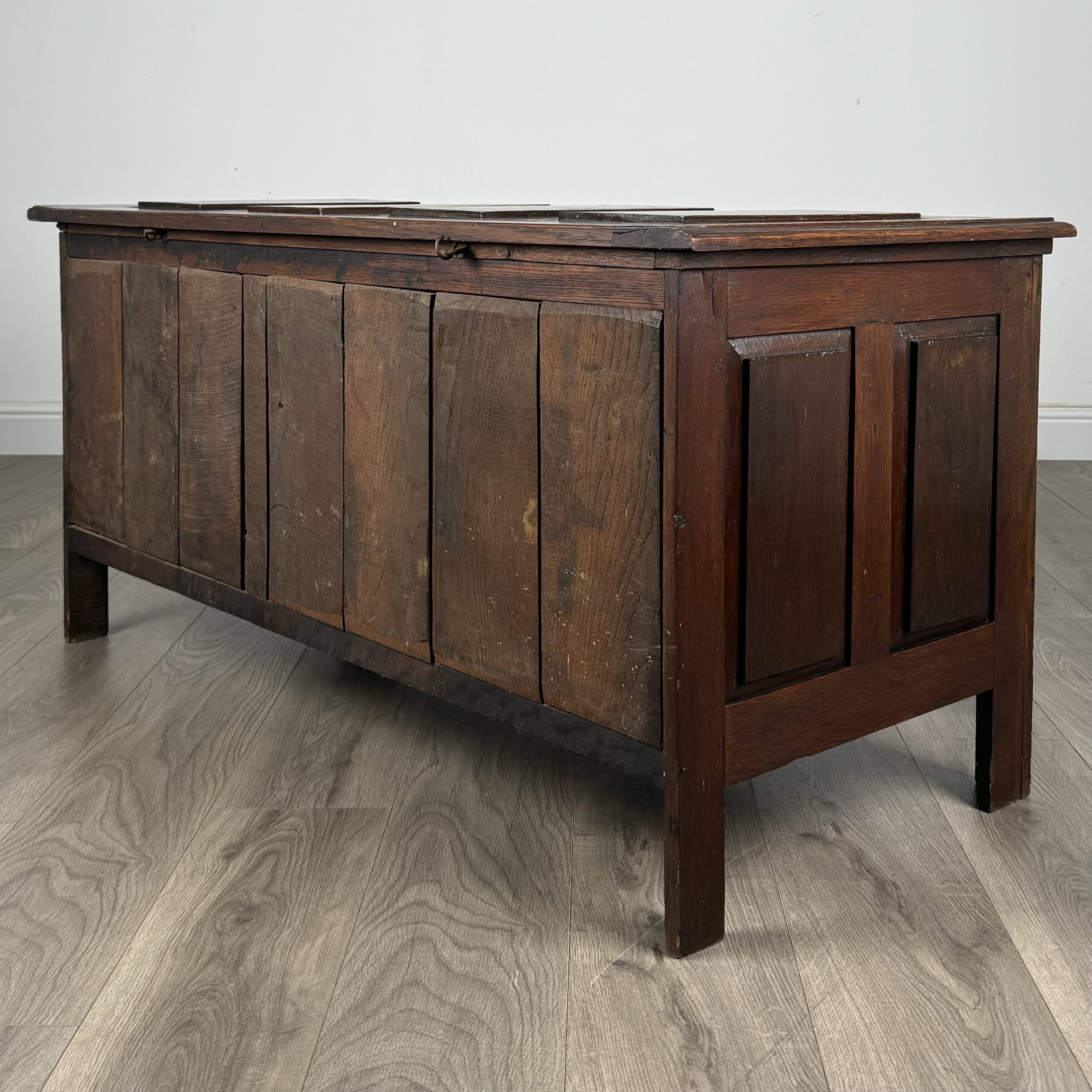 Antique 20th Century Coffer In Oak