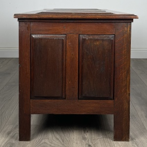 Antique 20th Century Coffer In Oak