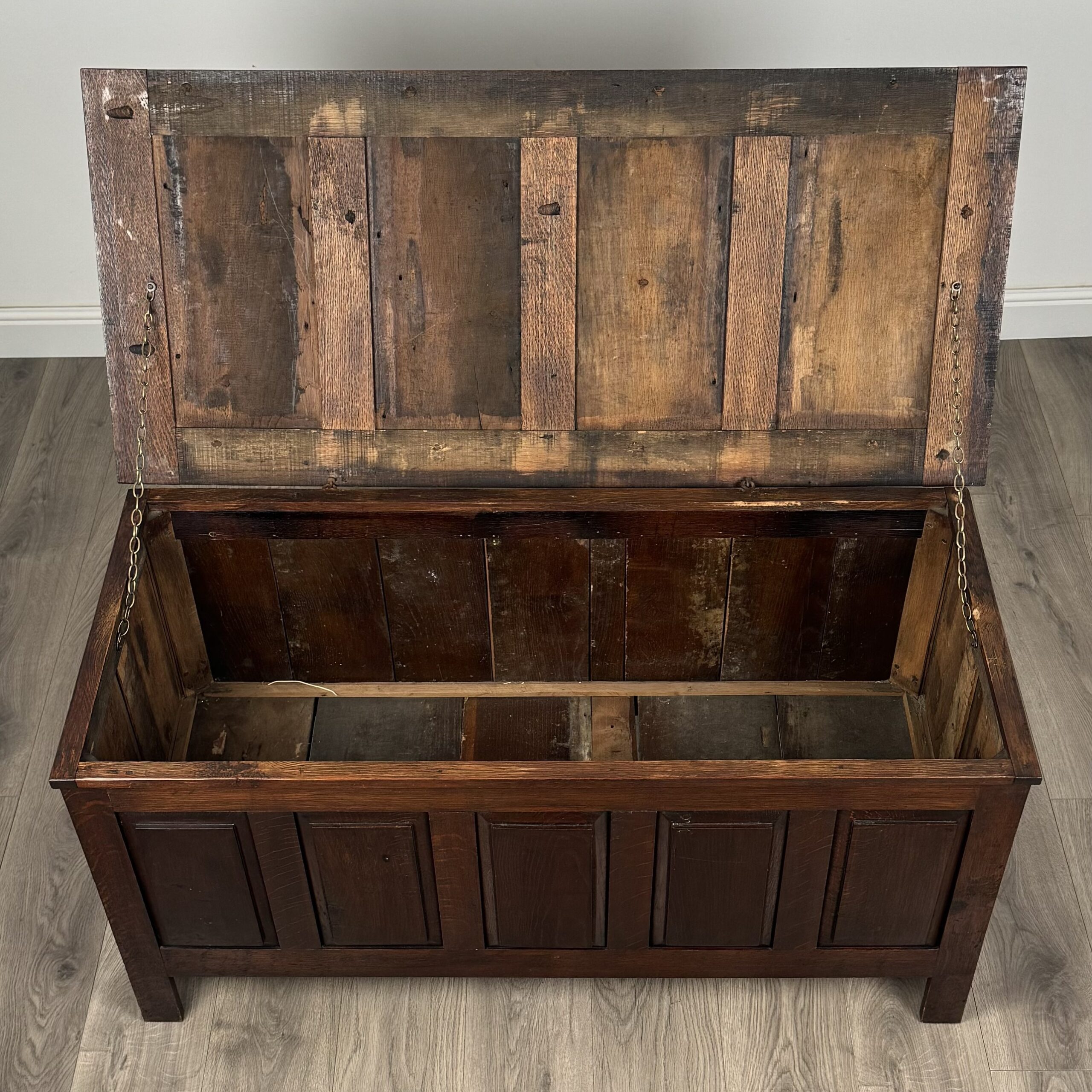 Antique 20th Century Coffer In Oak
