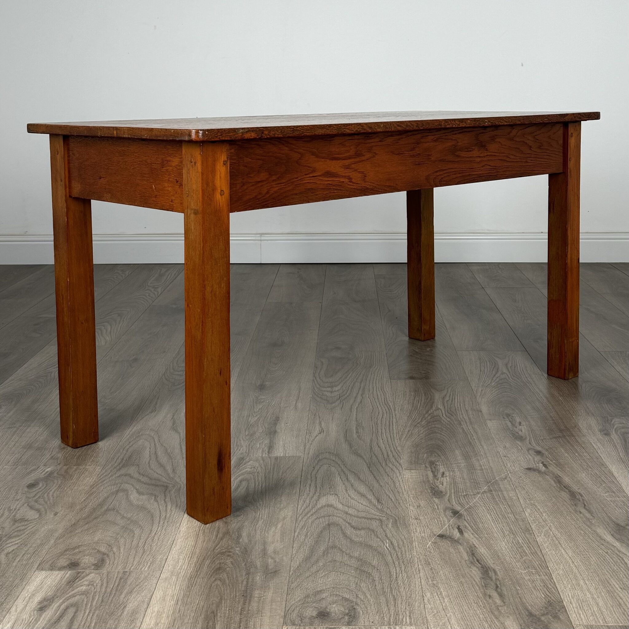 Antique 20th Century Side Table / Coffee Table In Oak