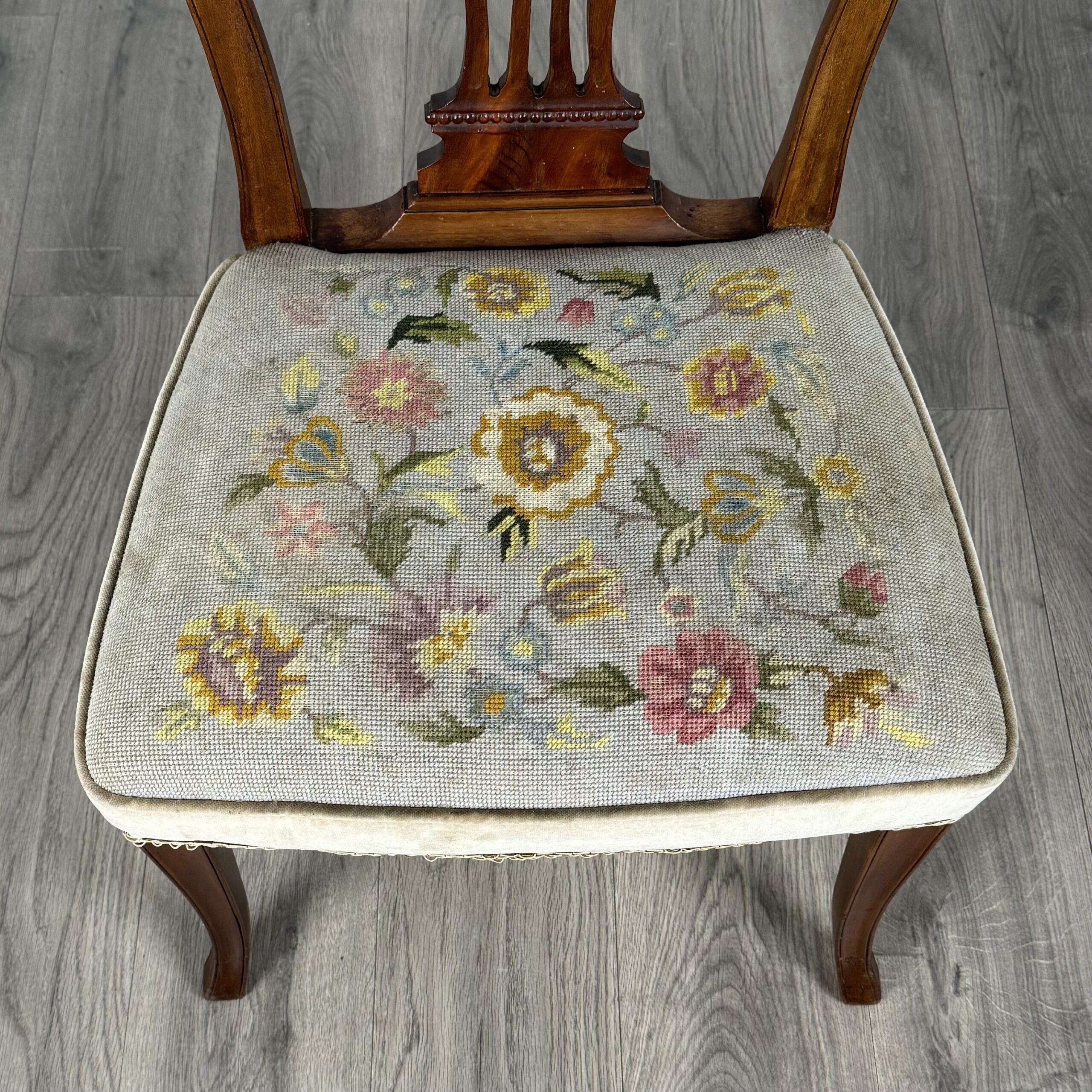Antique 20th Century Set Of 6 Hepplewhite Style Dining Chairs