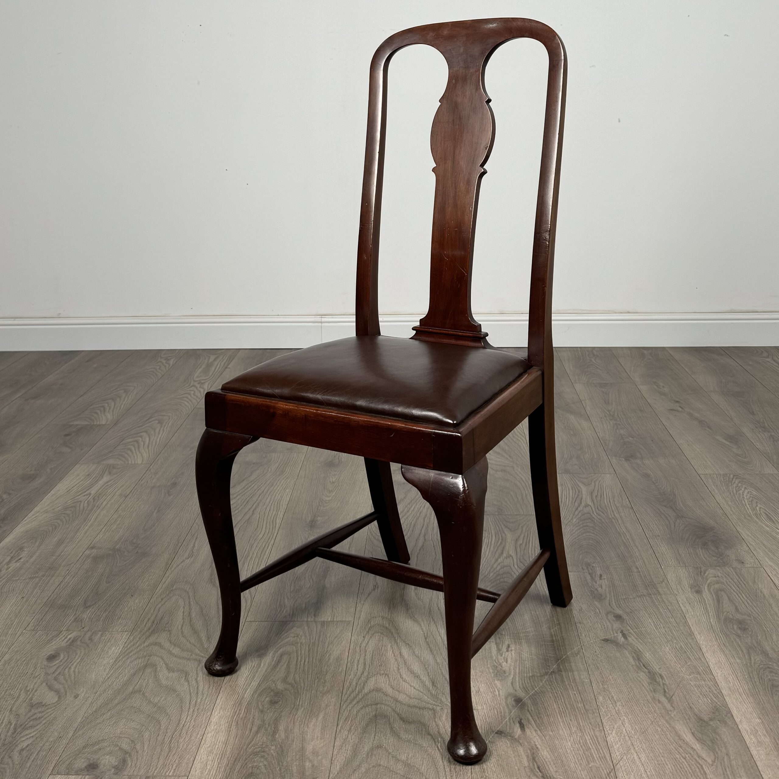Antique 20th Century Set Of 6 Queen Anne Style Dining Chairs