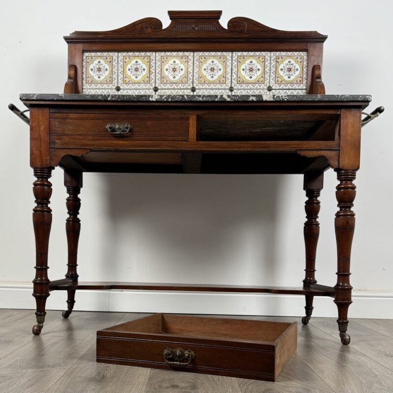 Antique Late 19th Century Marble Top Washstand In Walnut