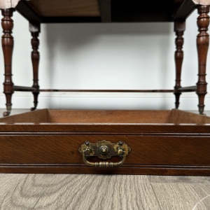 Antique Late 19th Century Marble Top Washstand In Walnut