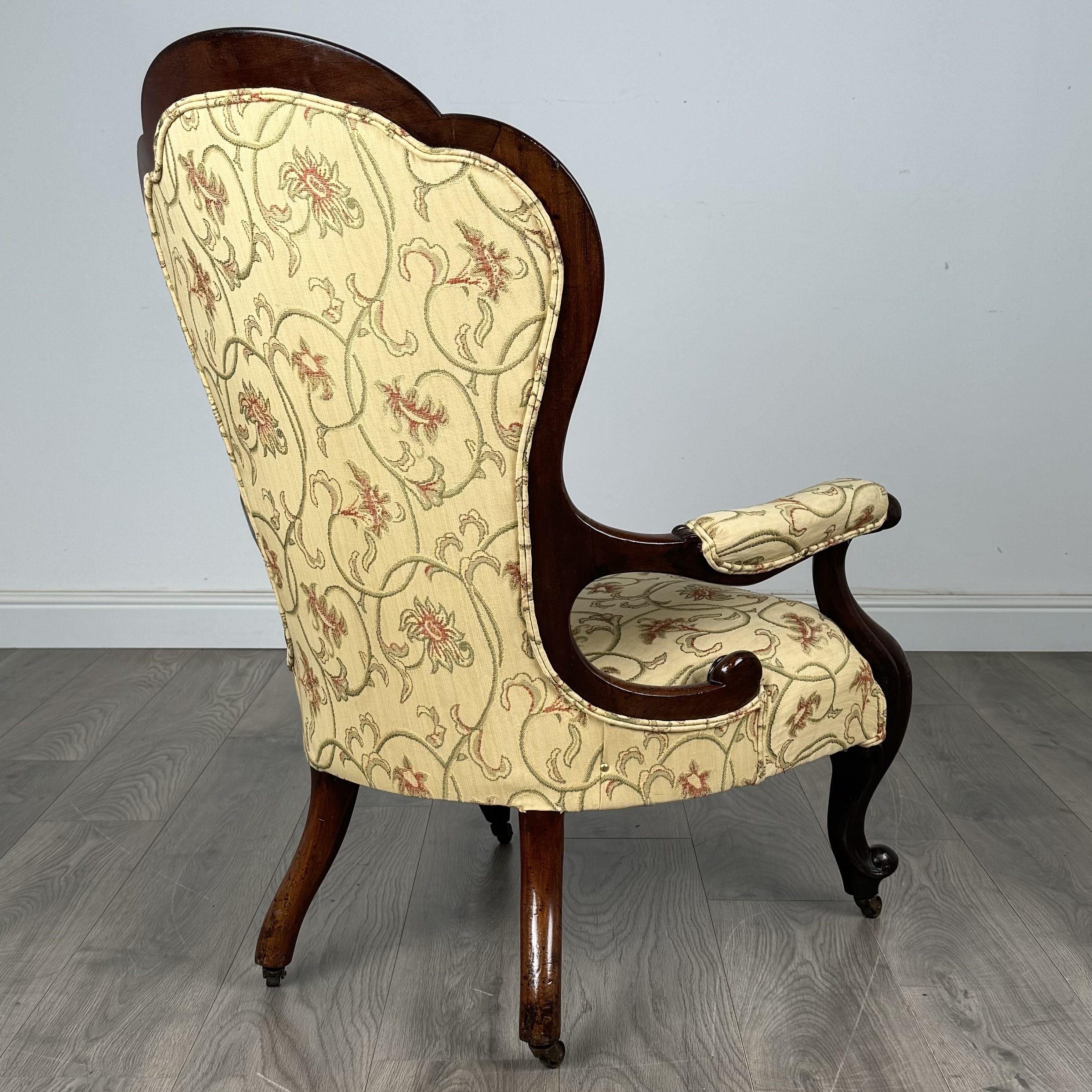Antique 19th Century Armchair In Mahogany