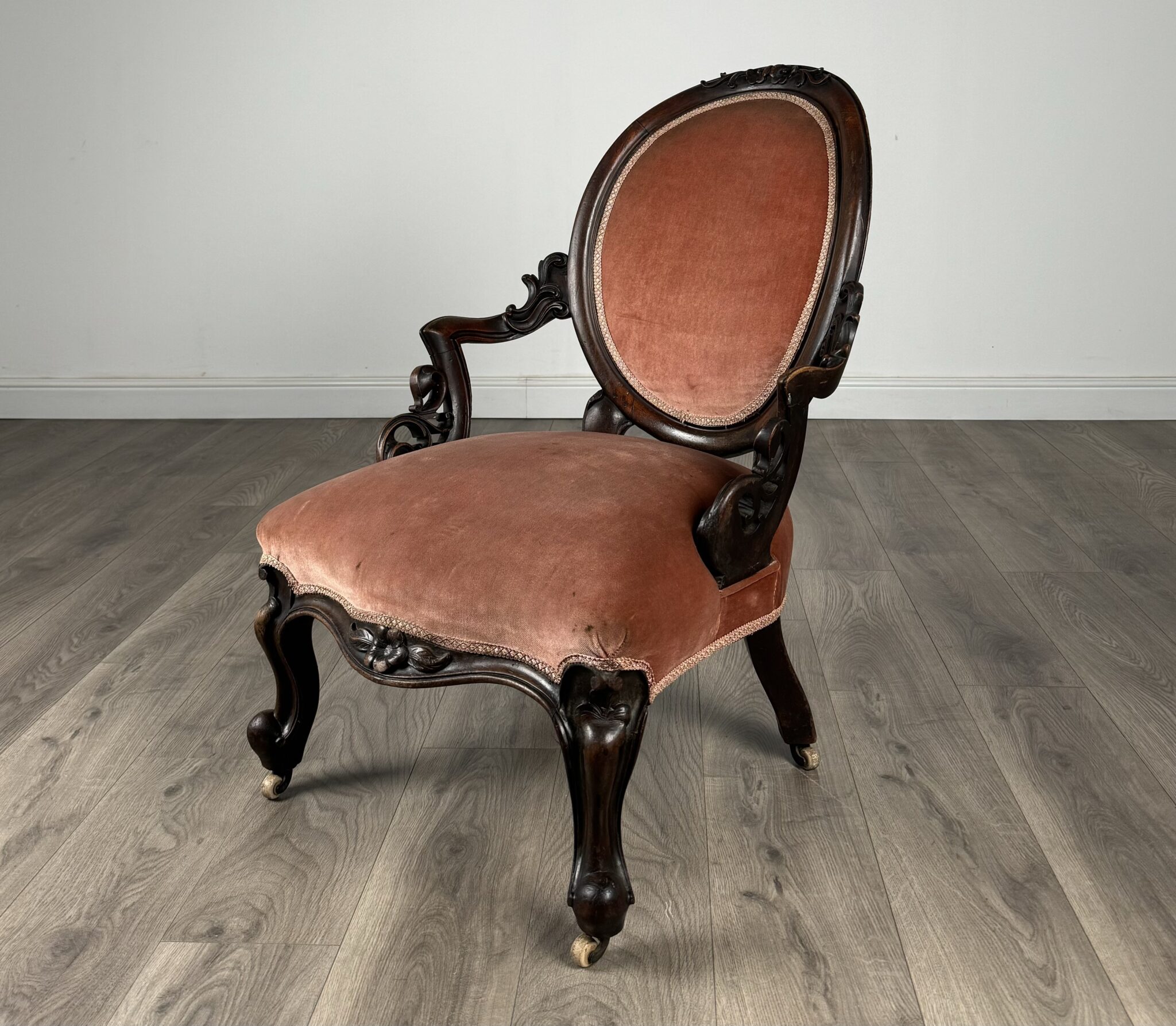 Antique 19th Century Armchair In Mahogany