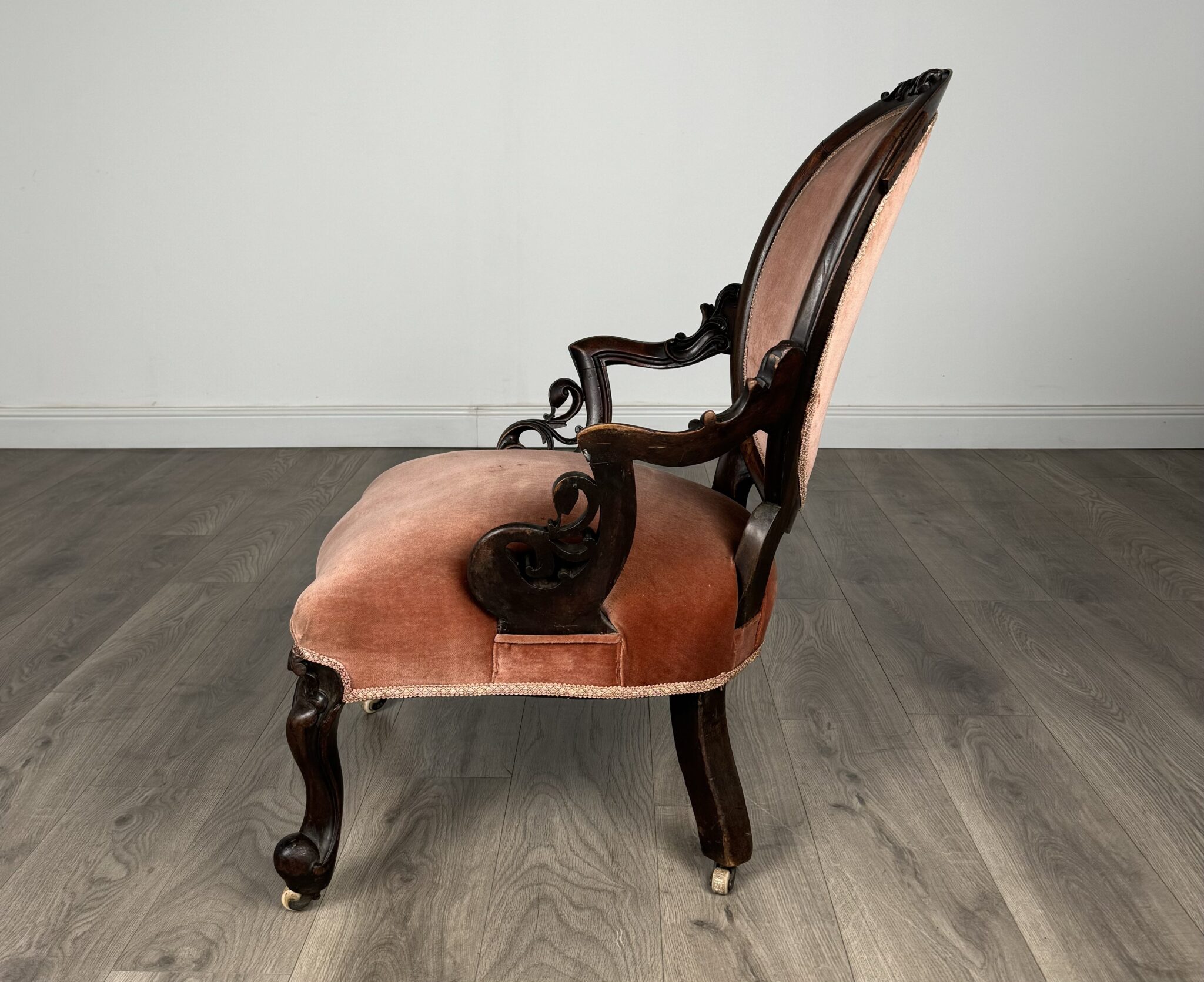 Antique 19th Century Armchair In Mahogany