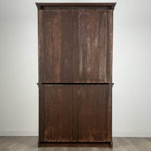 Antique 19th Century Fine Quality Cupboard In Mahogany
