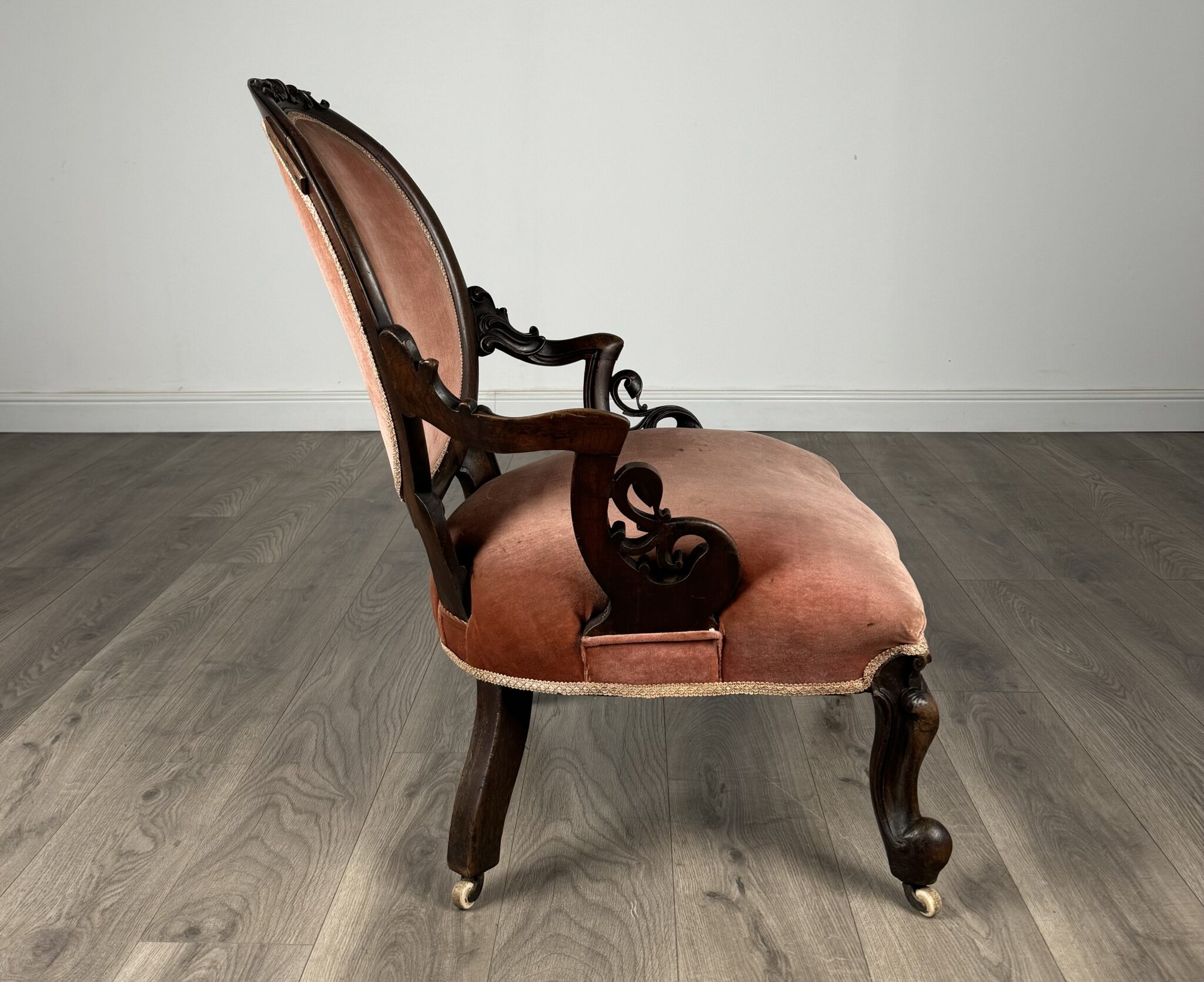 Antique 19th Century Armchair In Mahogany