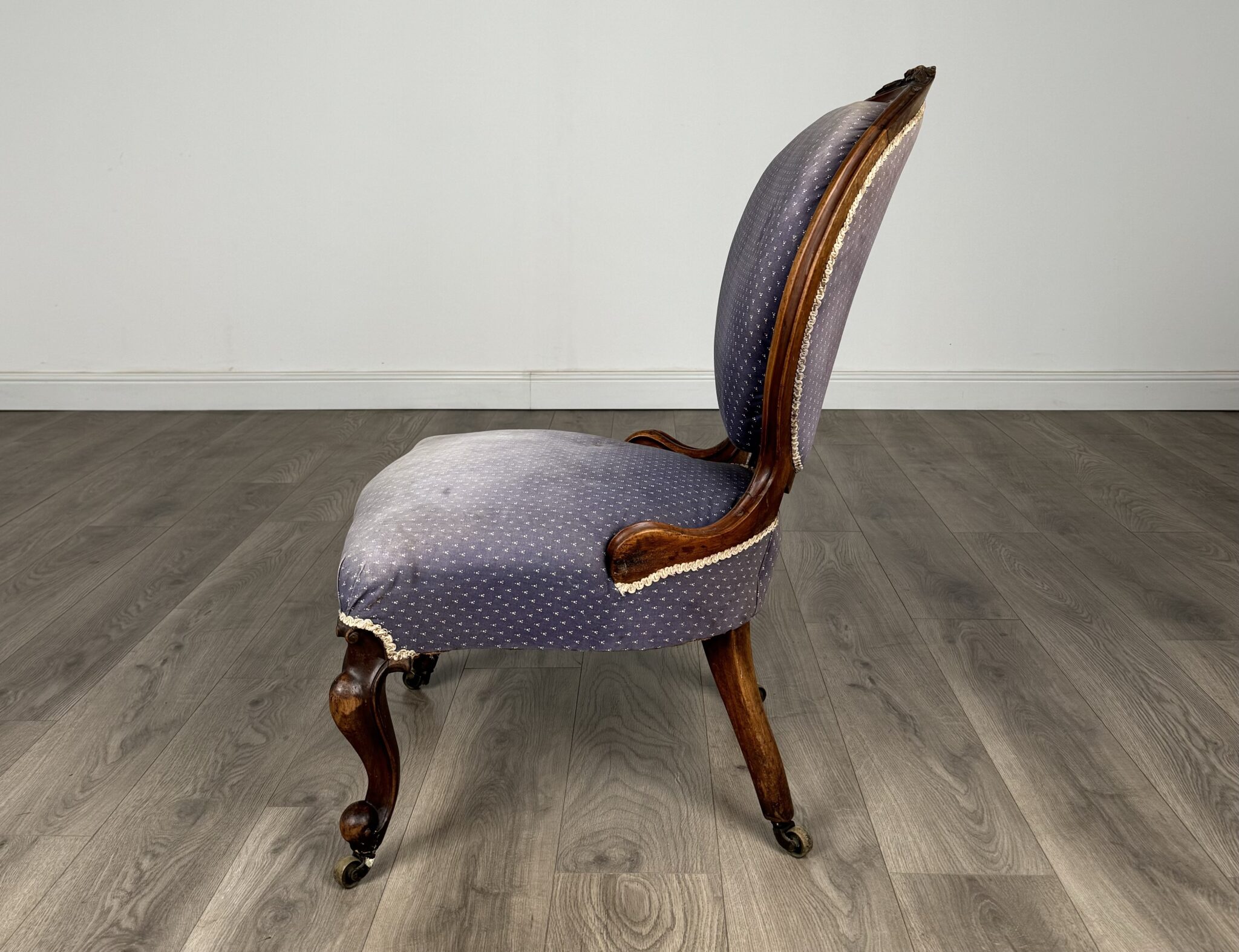 Antique 19th Century Nursing Chair / Armchair In Mahogany