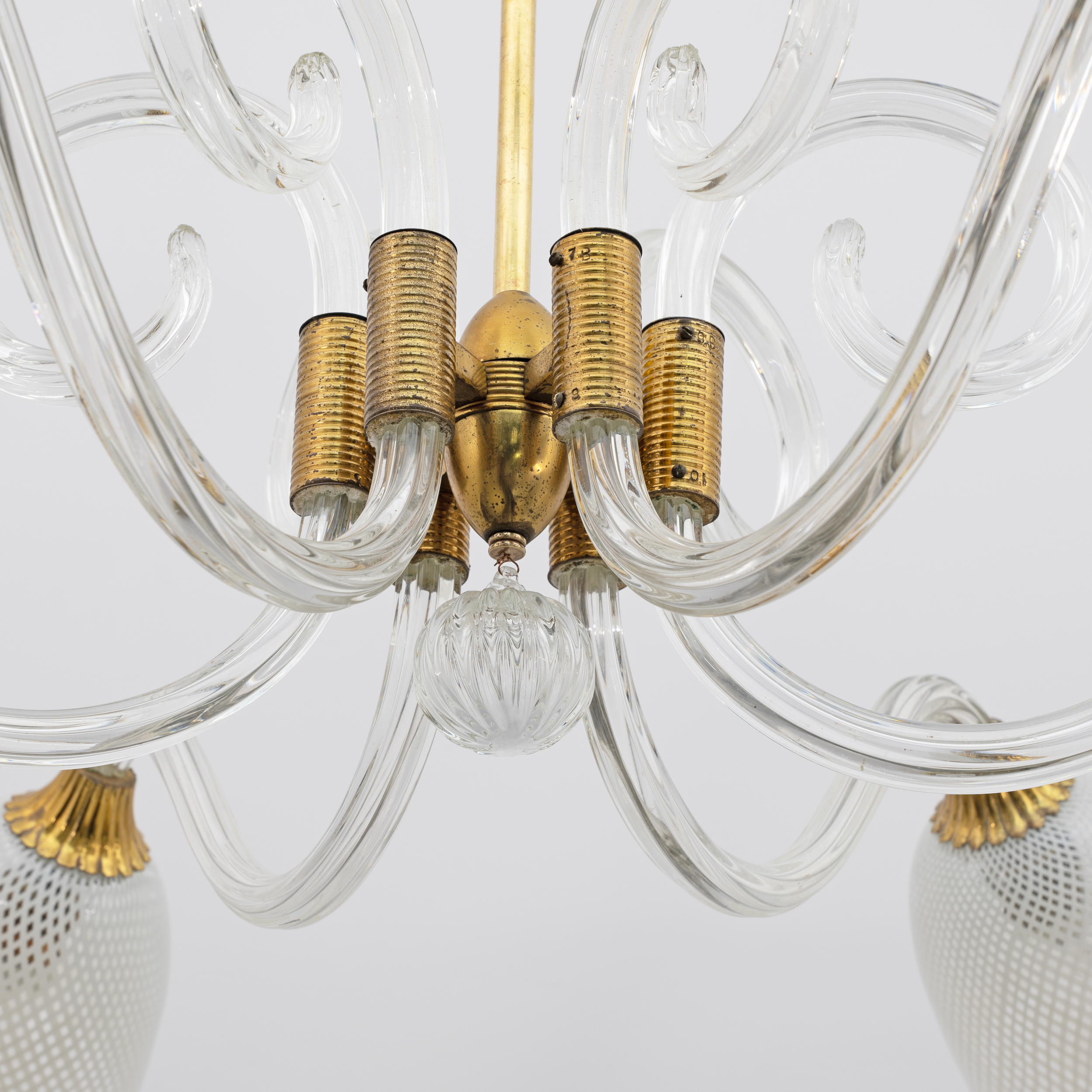 Ercole Barovier Art Dèco Italian Murano Glass and Brass Chandelier, 1935s