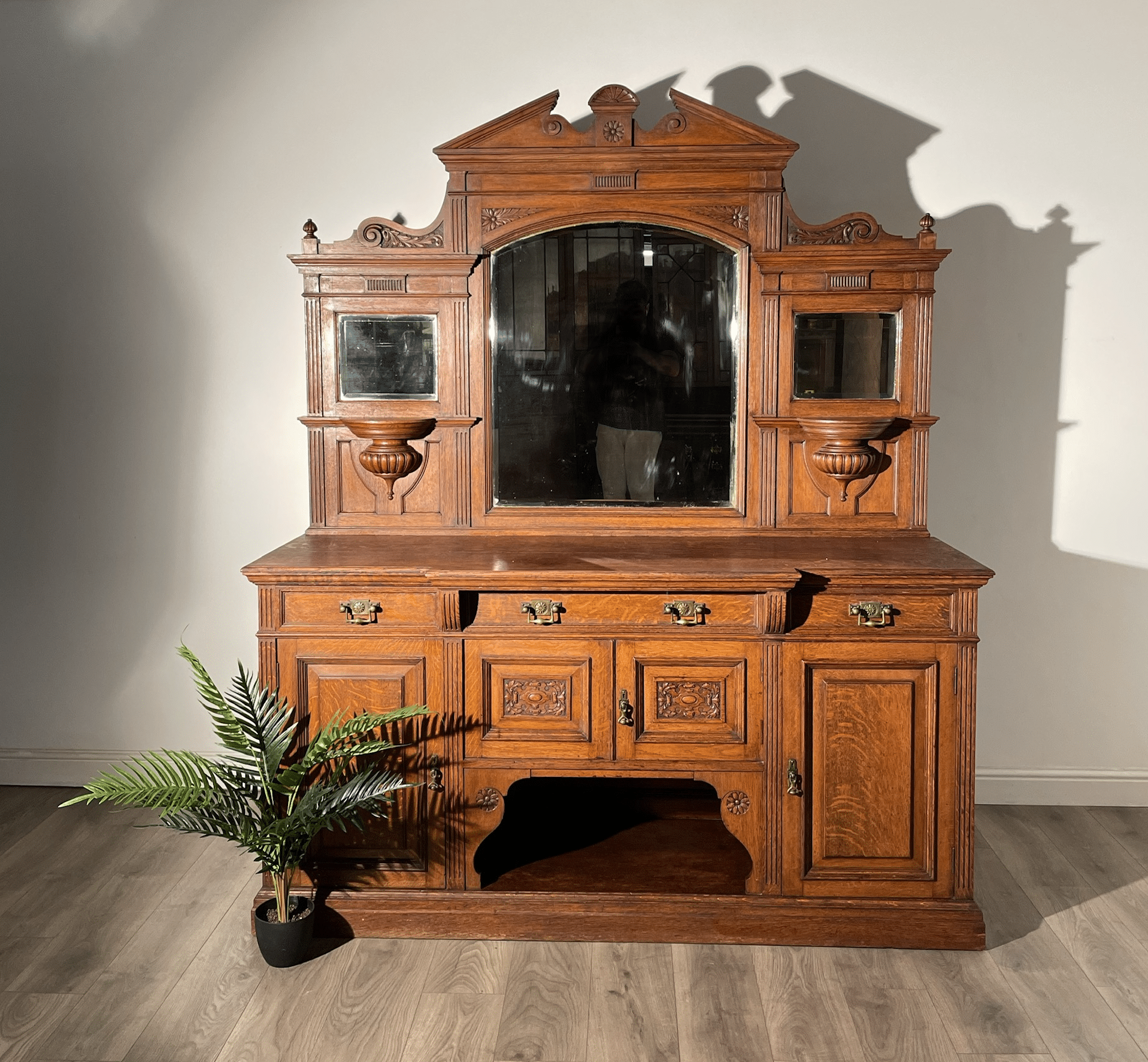 Antique 19th Century Mirror Back Sideboard In Oak