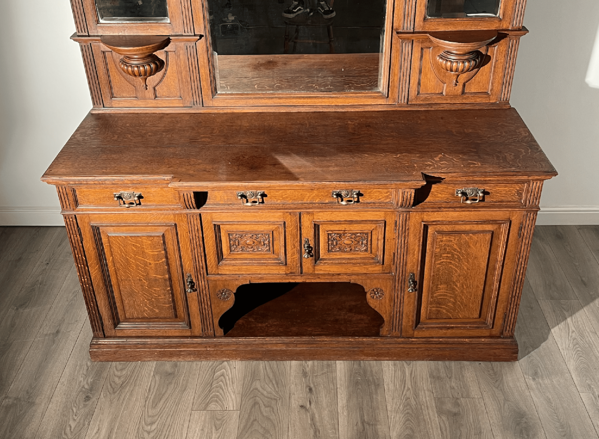 Antique 19th Century Mirror Back Sideboard In Oak